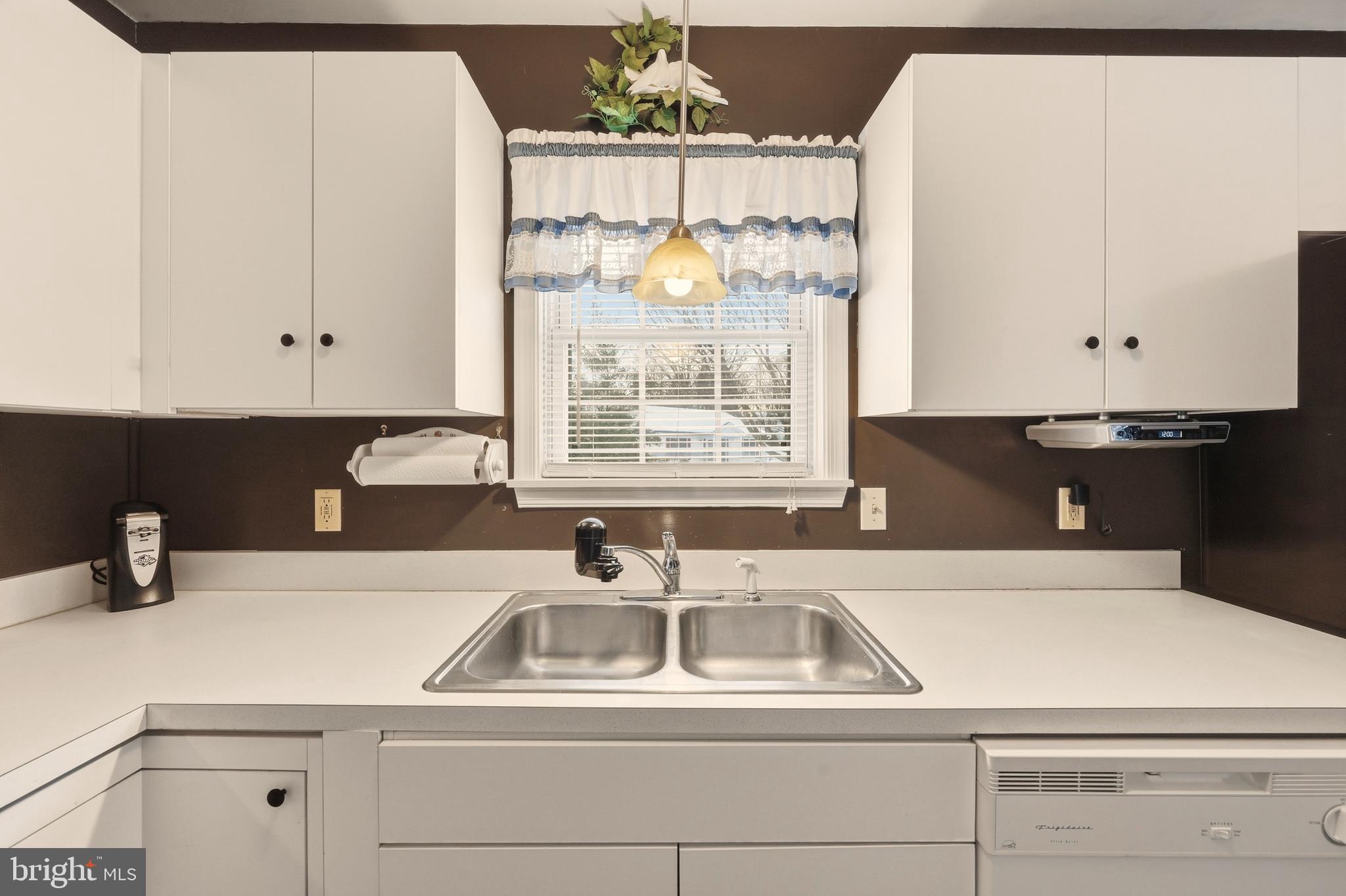 BREWER HEIGHTS - Residential