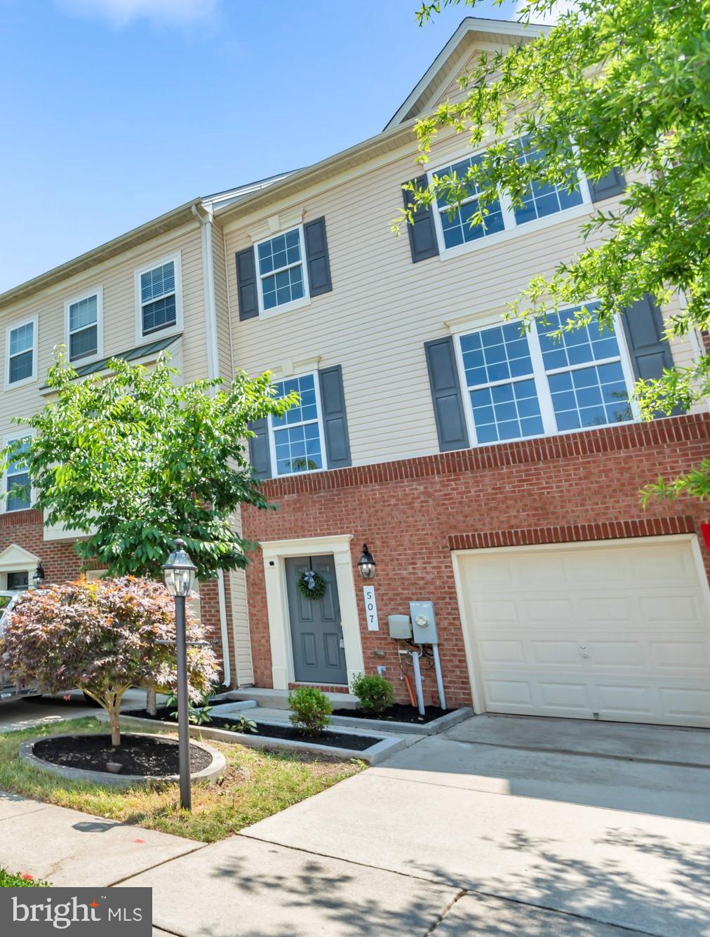 TANYARD SPRINGS - Residential