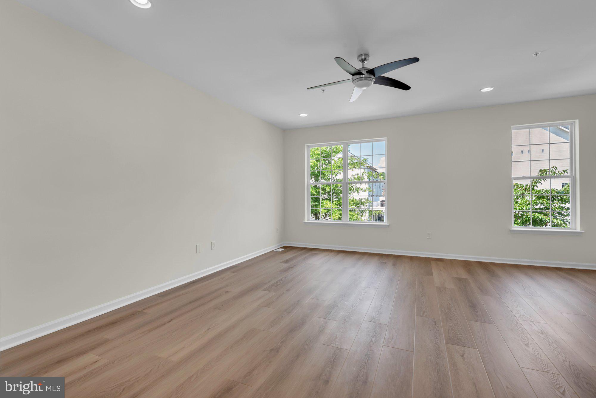 TANYARD SPRINGS - Residential