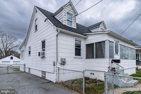 338 MAPLE AVENUE ESSEX MD 21221