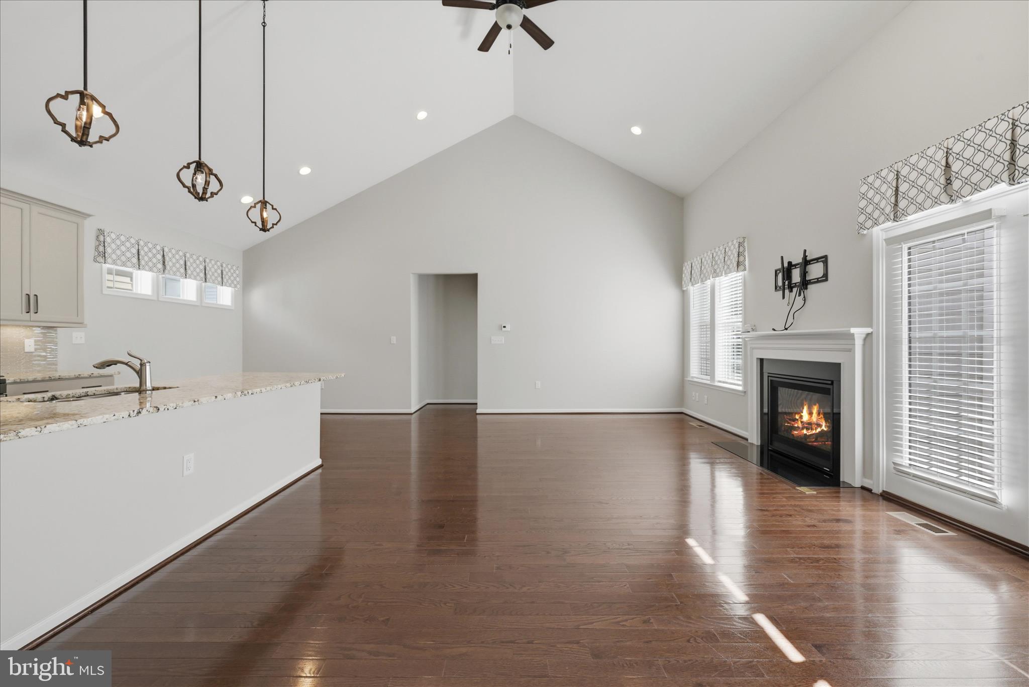 CEDAR MEADOWS - Residential