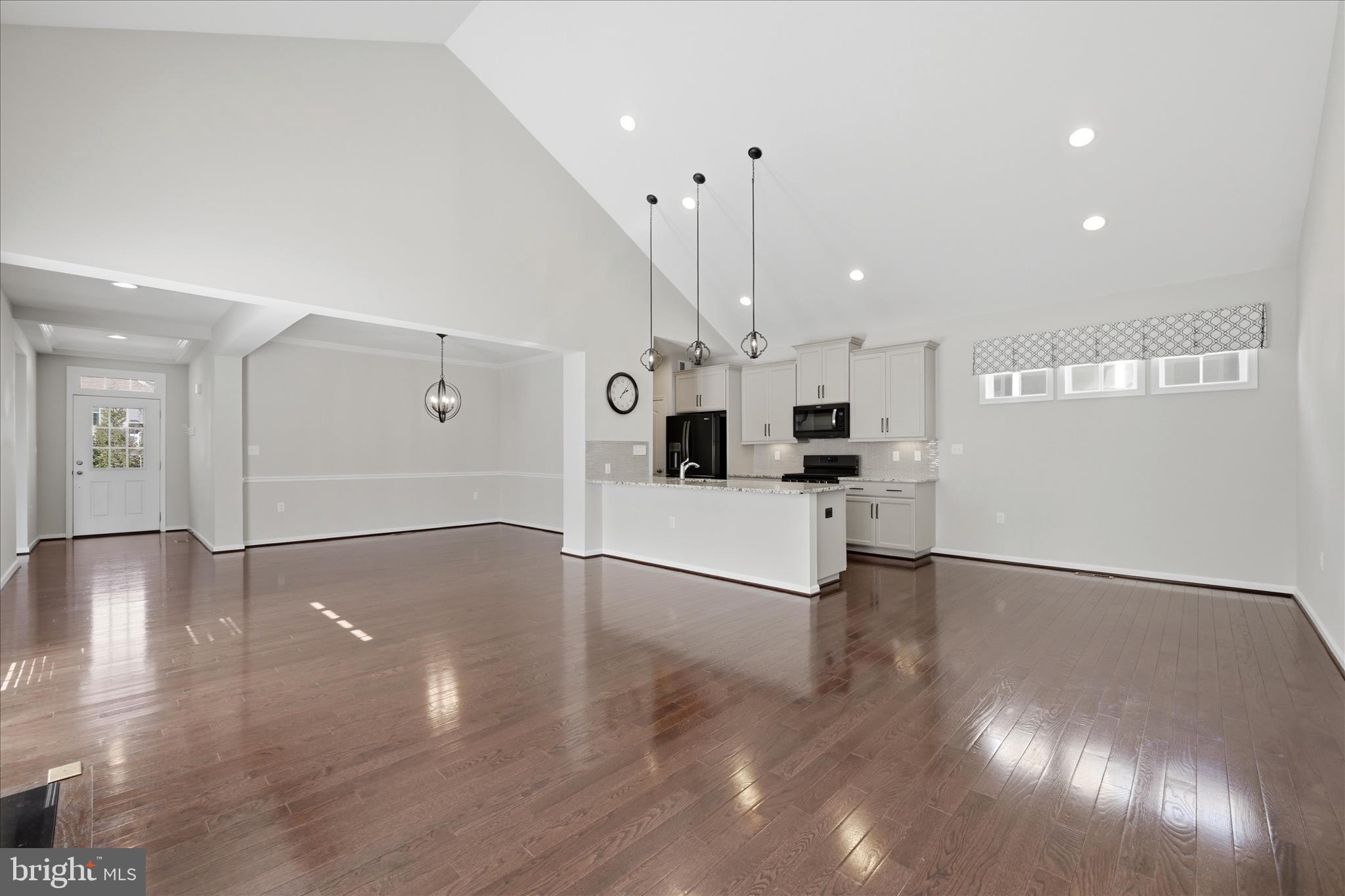 CEDAR MEADOWS - Residential