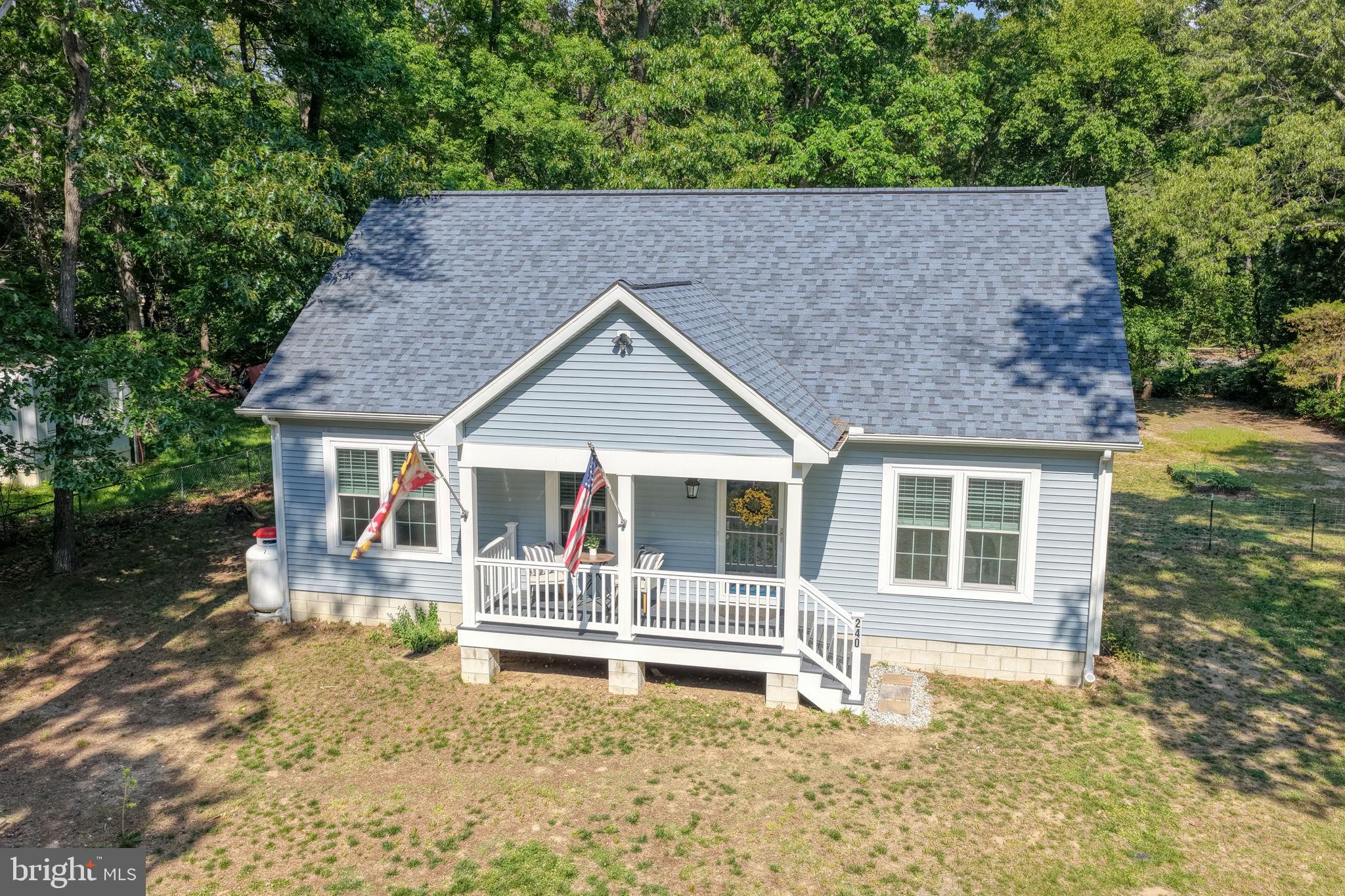 DUCKS NECK - Residential