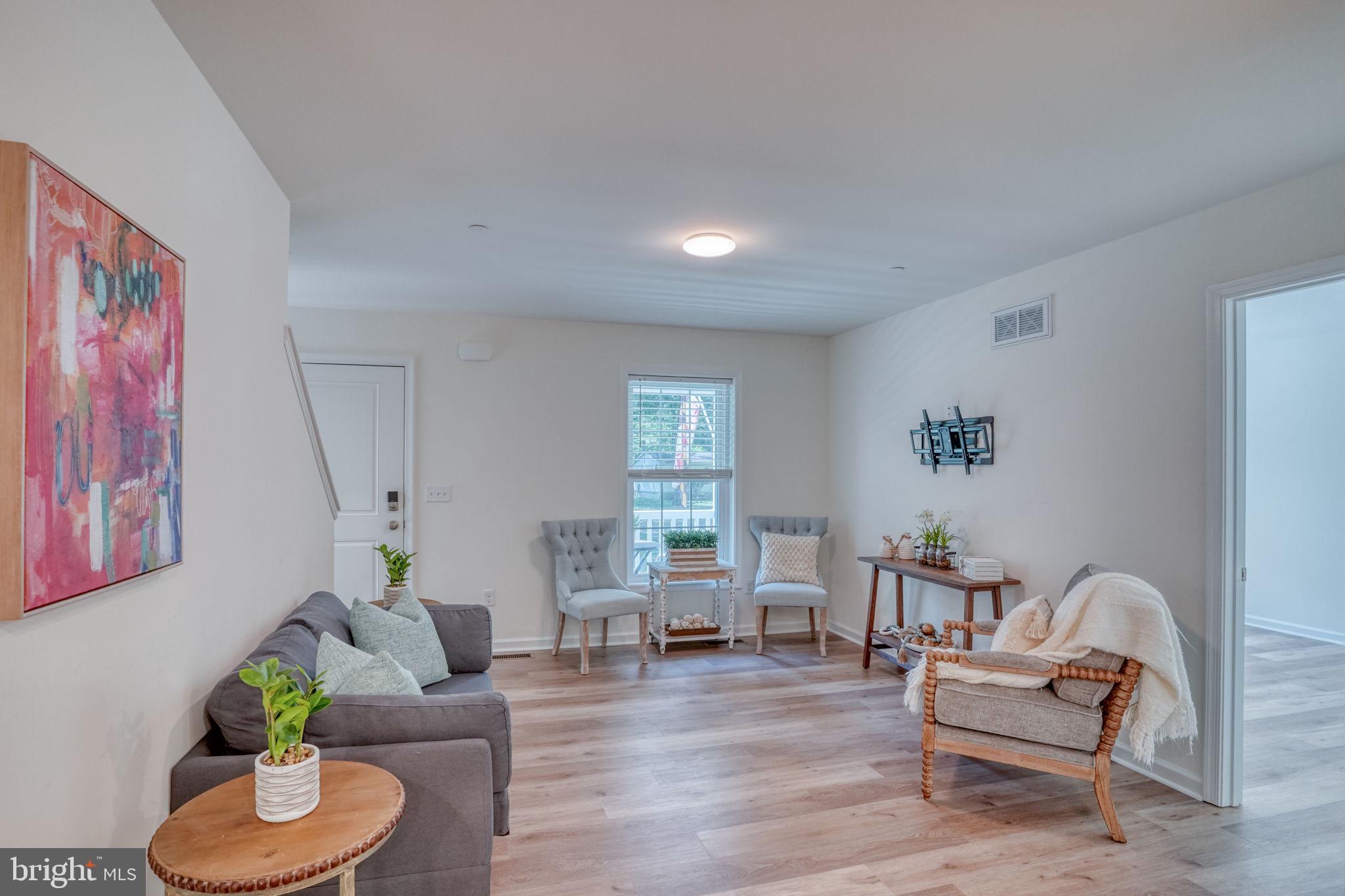 DUCKS NECK - Residential