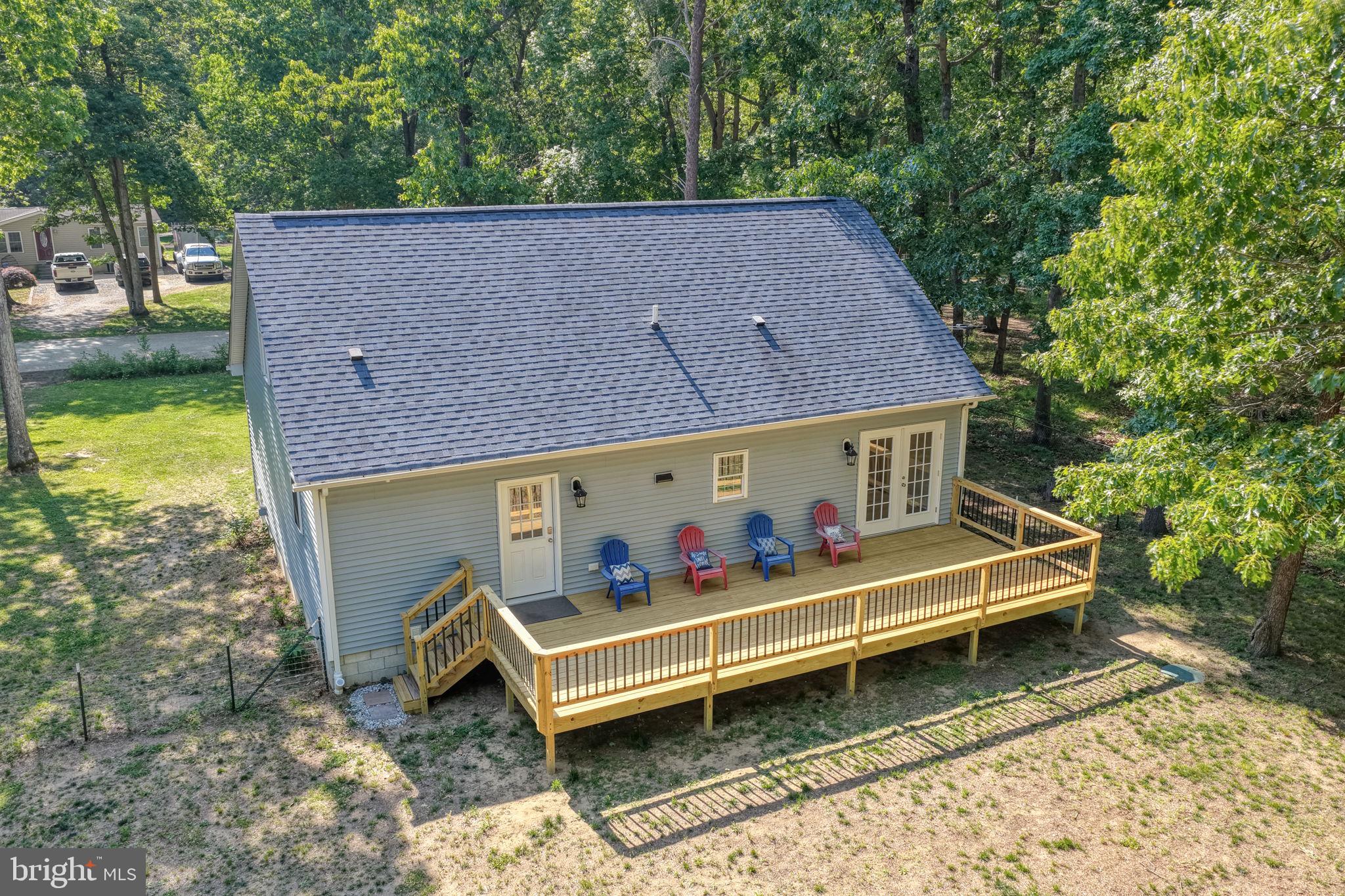DUCKS NECK - Residential