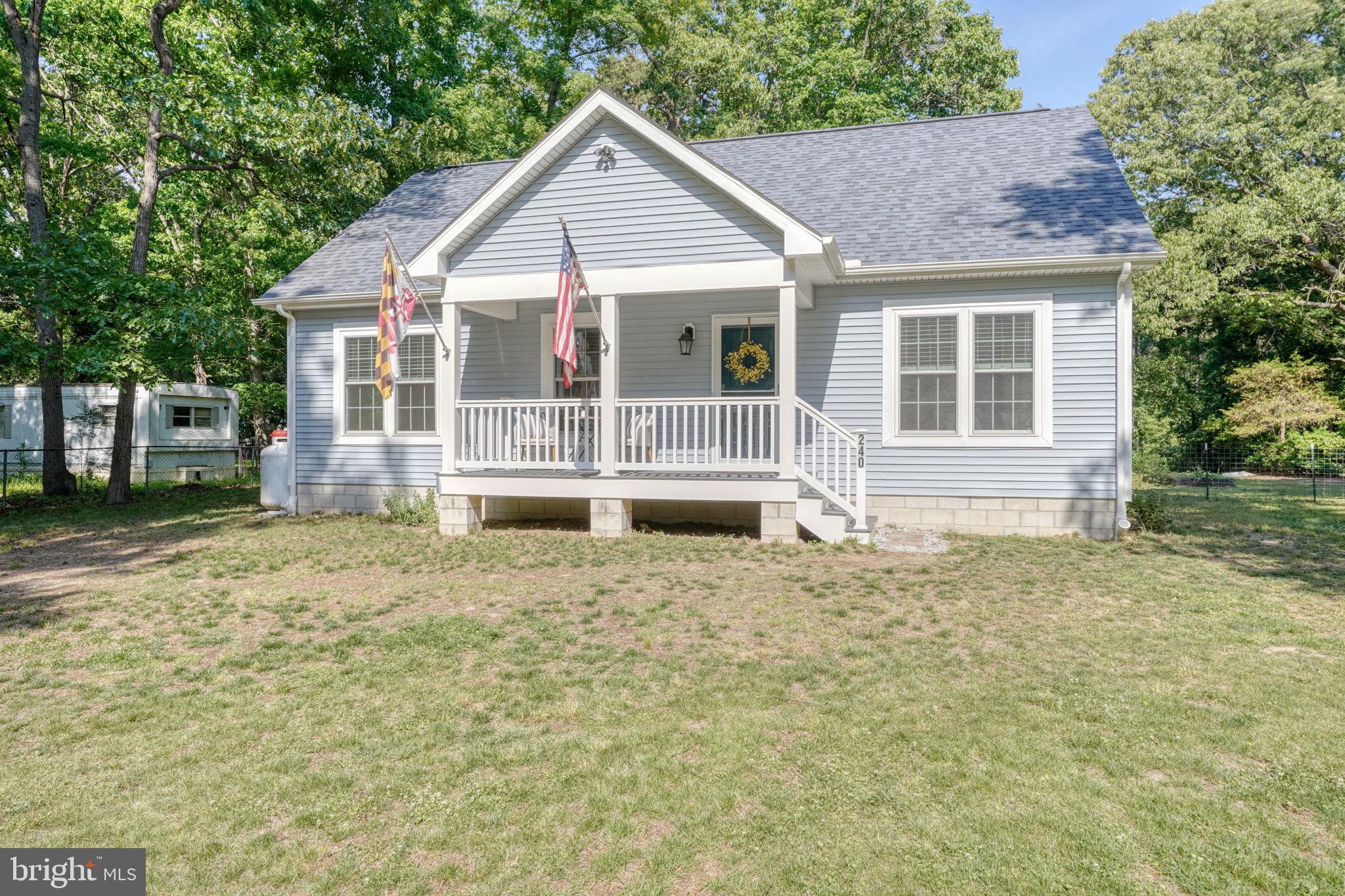 DUCKS NECK - Residential