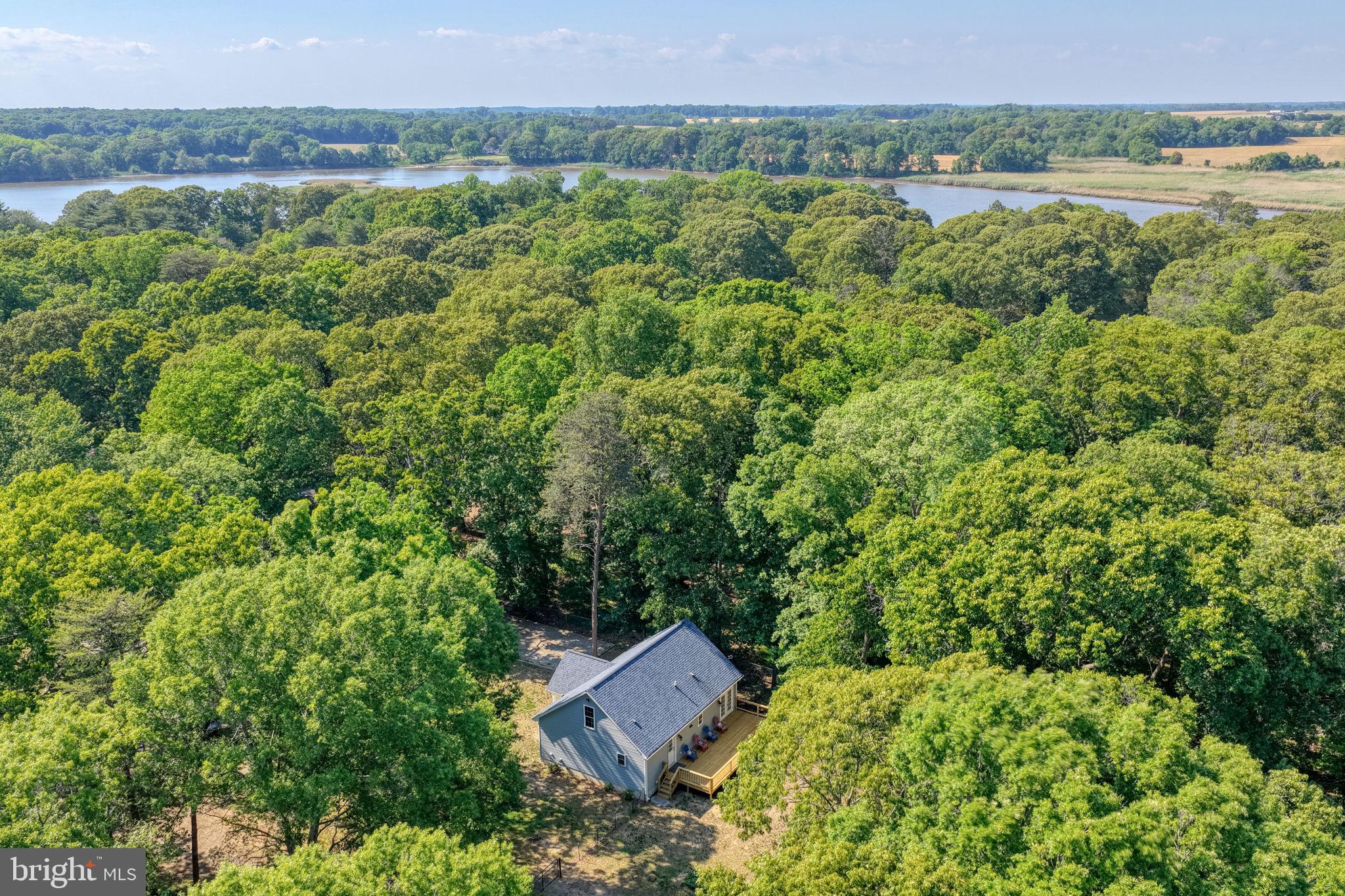 DUCKS NECK - Residential