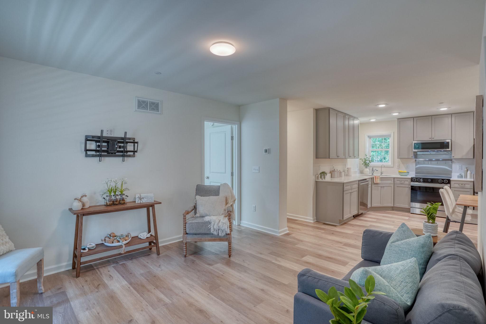 DUCKS NECK - Residential