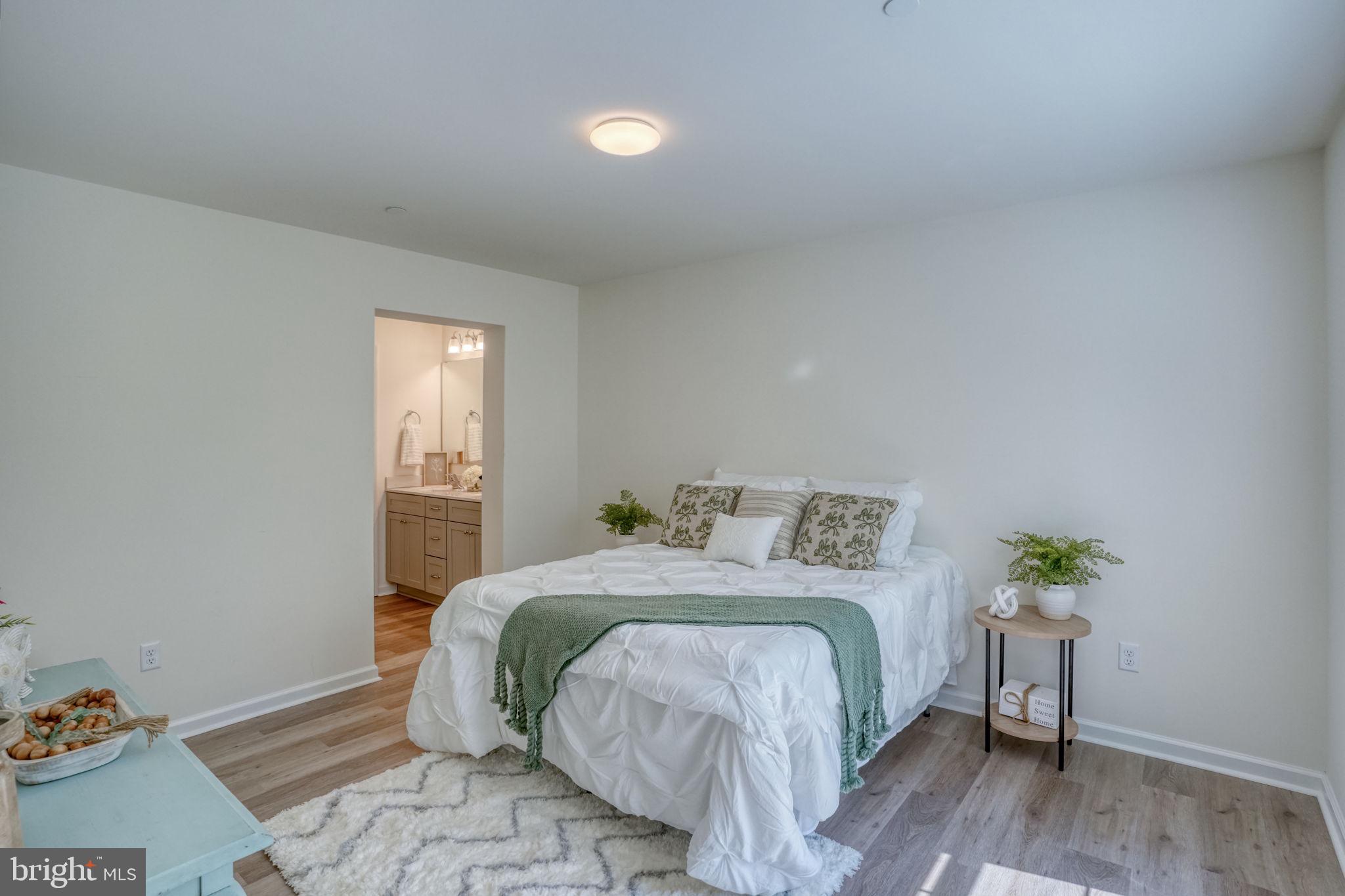 DUCKS NECK - Residential