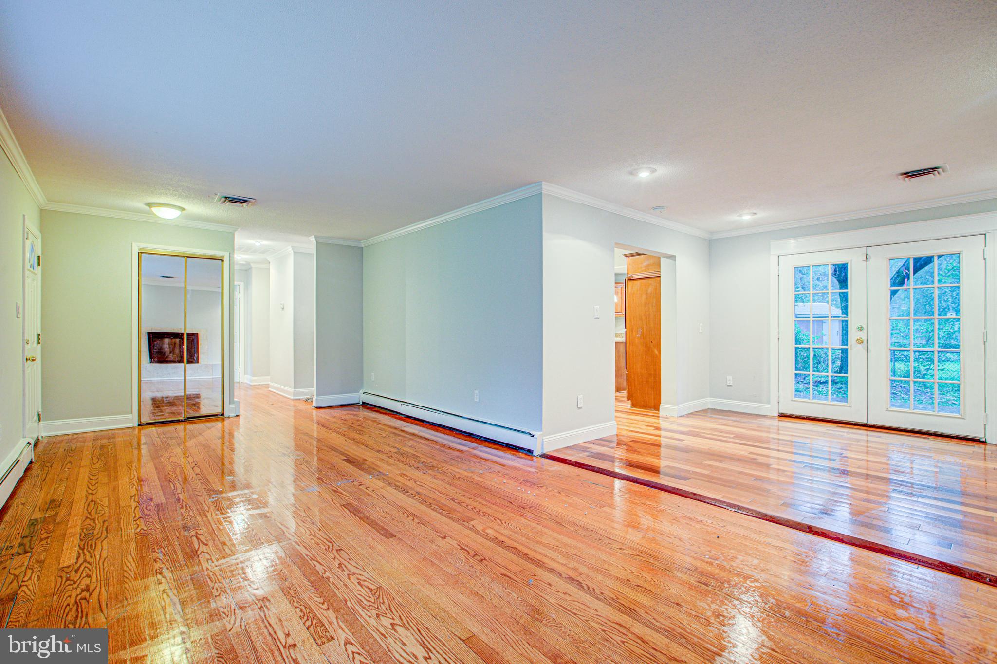 COOL SPRING - Residential