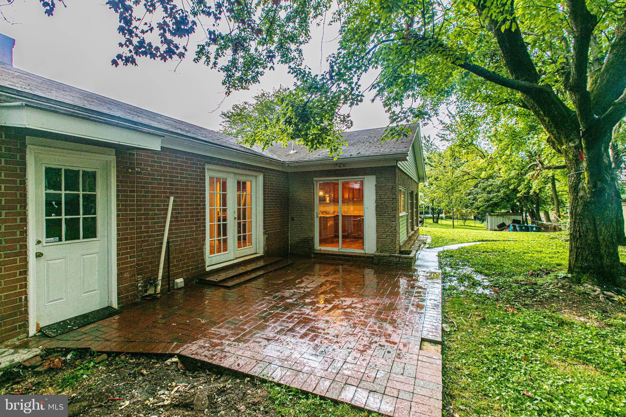 COOL SPRING - Residential