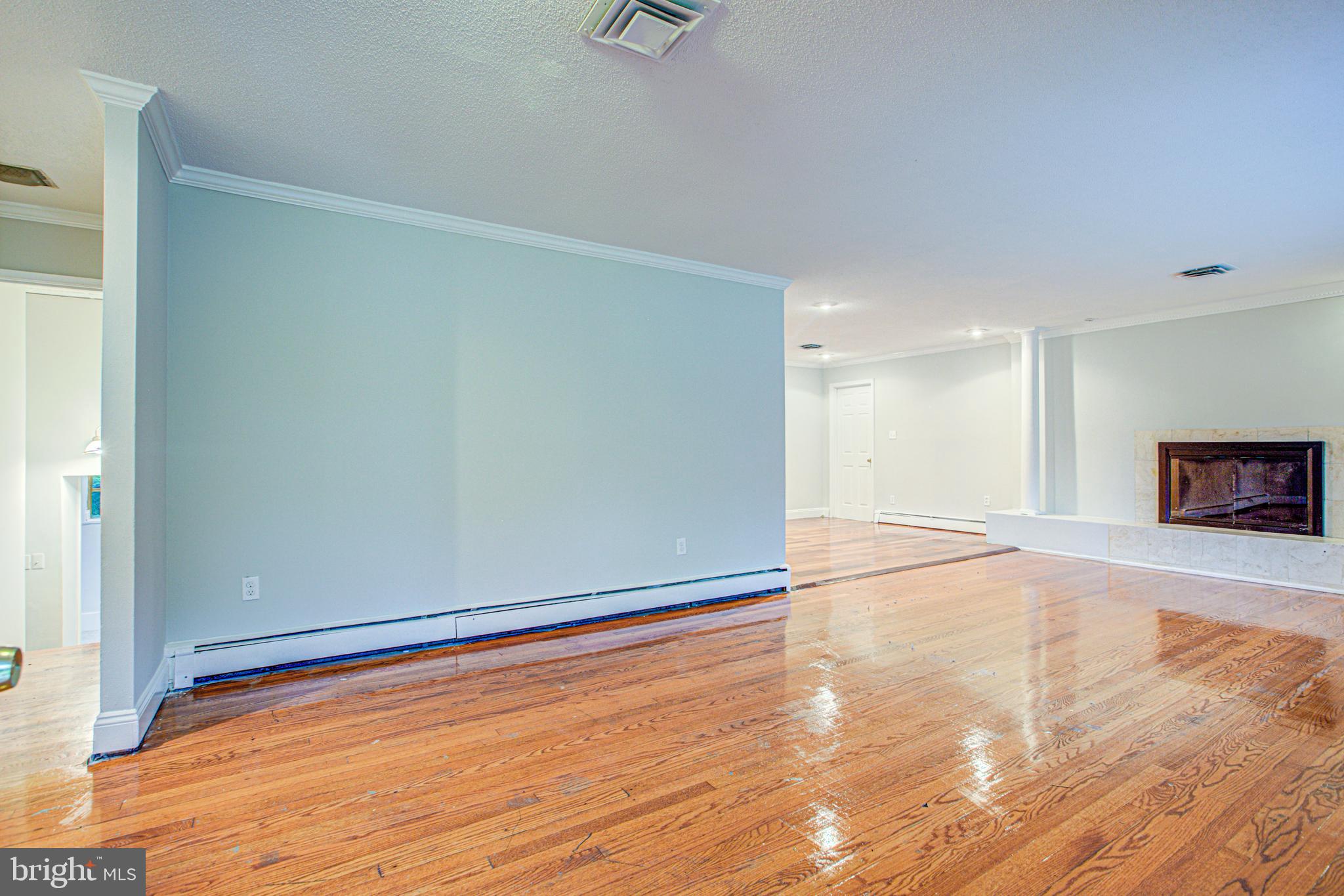 COOL SPRING - Residential