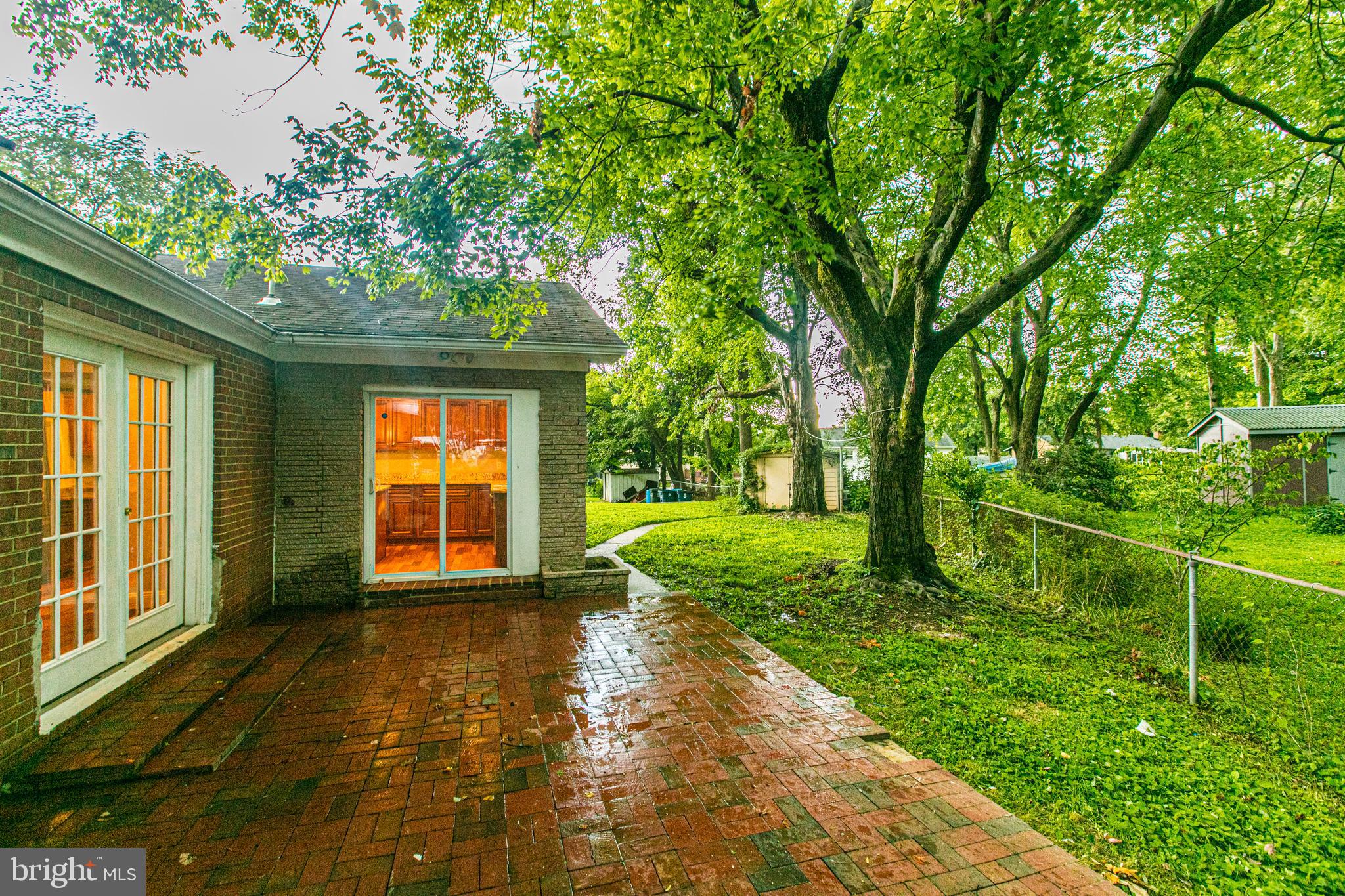 COOL SPRING - Residential