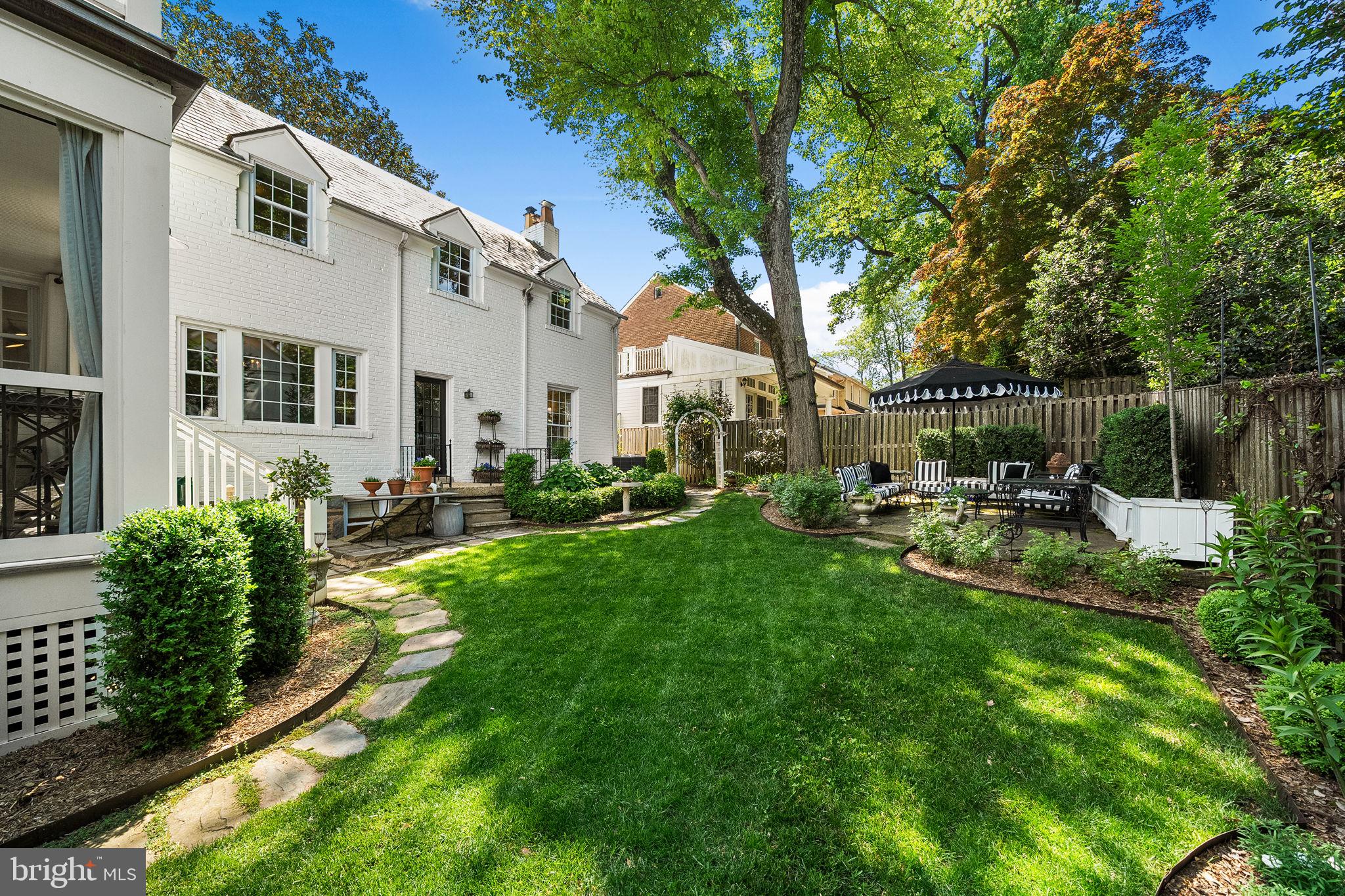 BELLE HAVEN - Residential