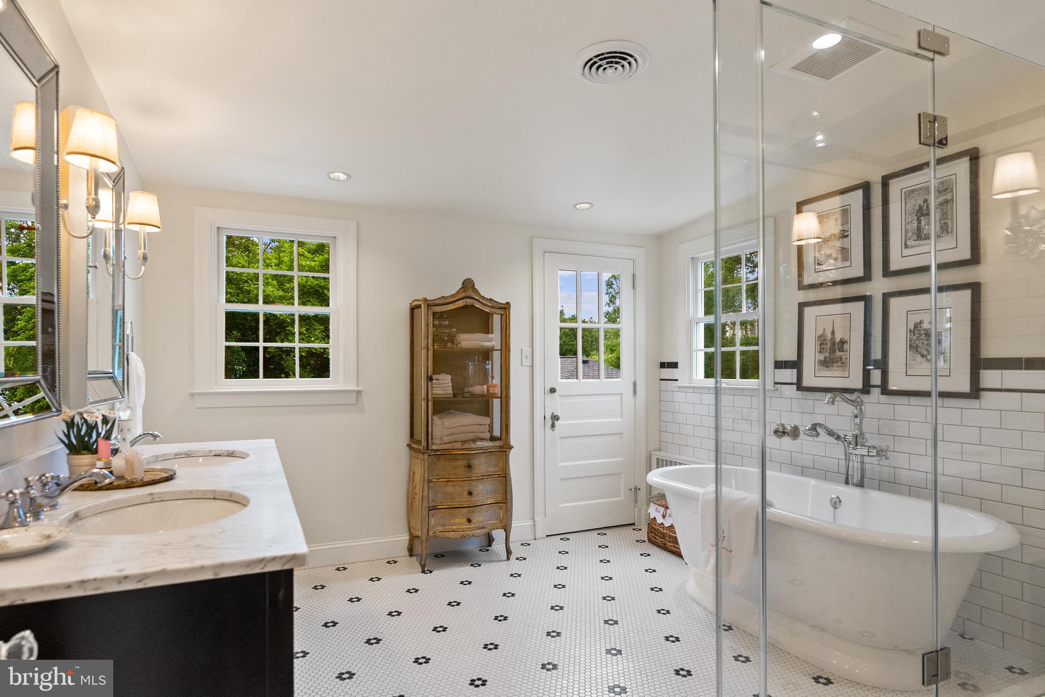 BELLE HAVEN - Residential