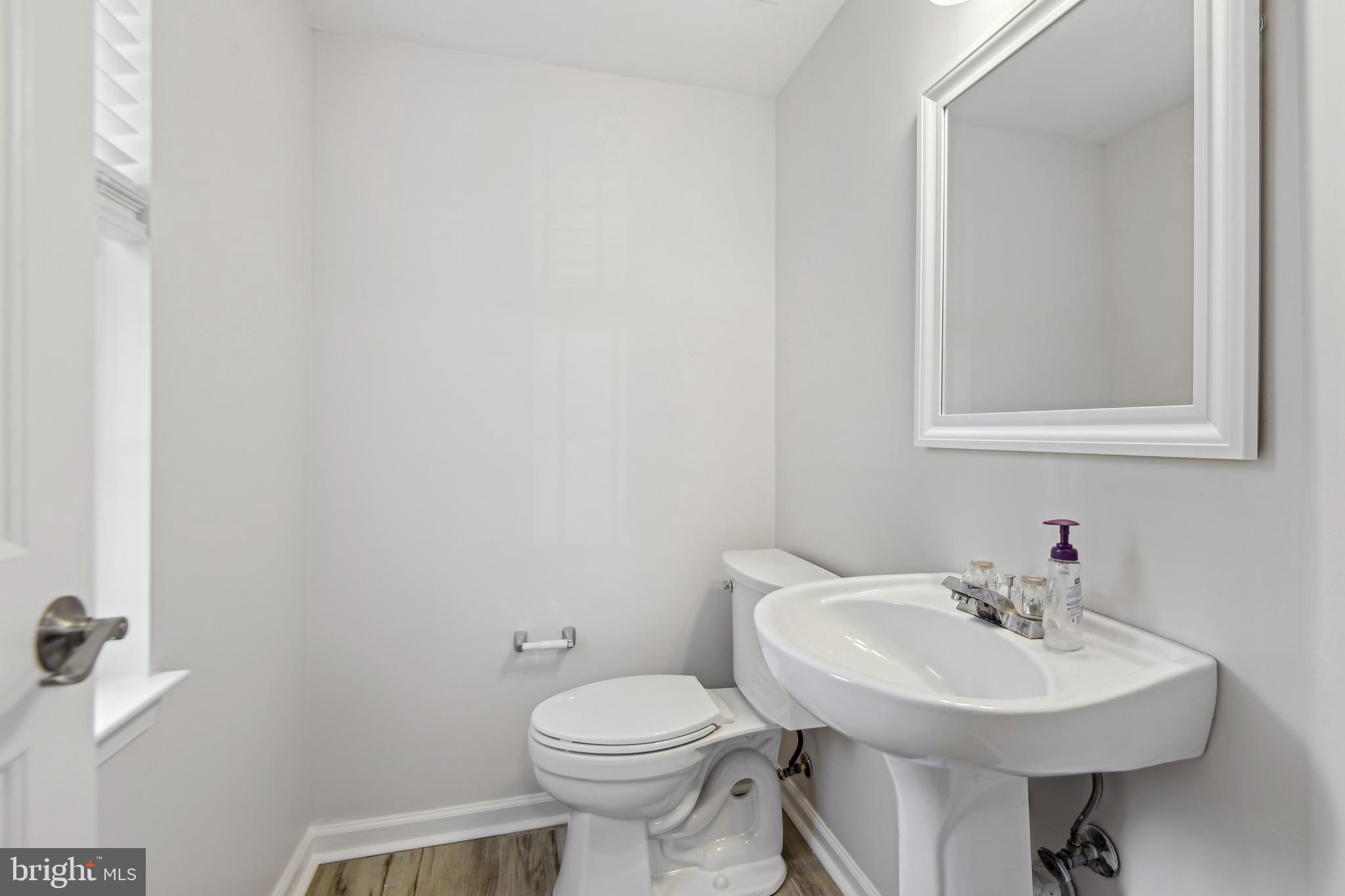 METRO PLACE AT DUNN LORING - Residential Lease