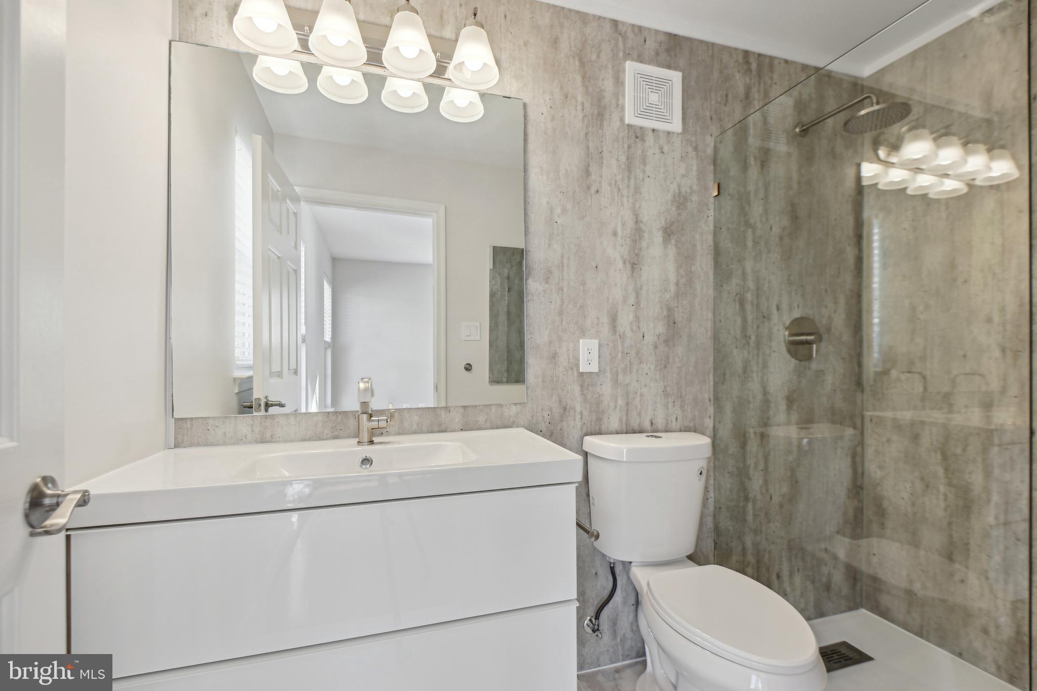 METRO PLACE AT DUNN LORING - Residential Lease