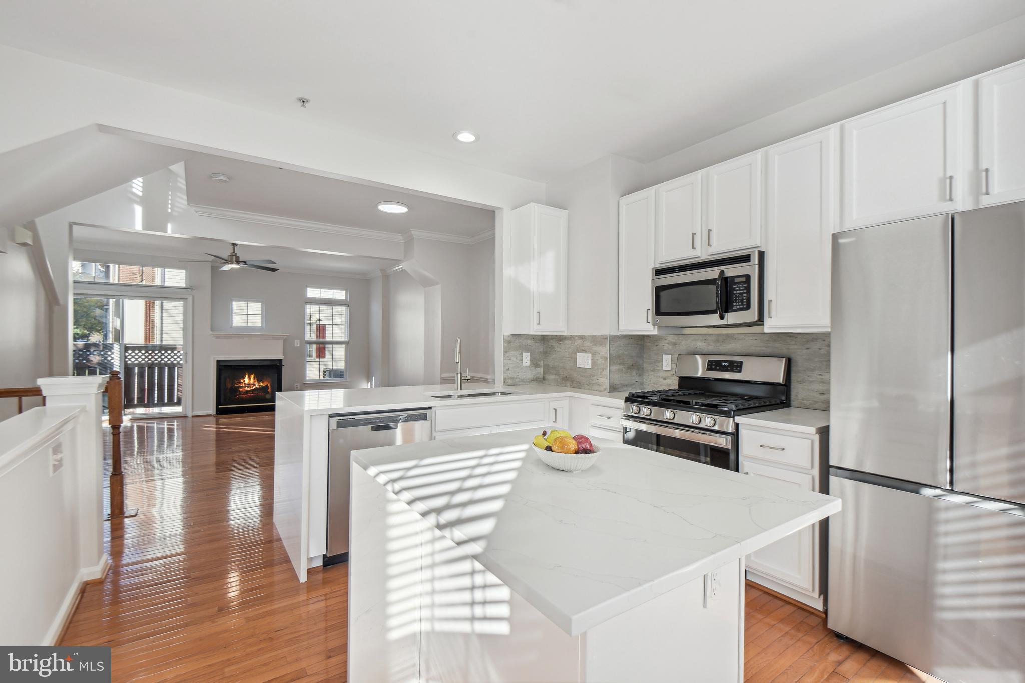 METRO PLACE AT DUNN LORING - Residential Lease