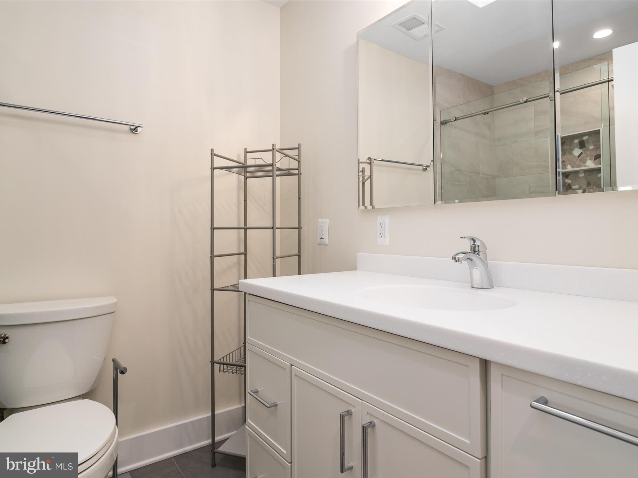 VILLAGE OF SEVERNA PARK - Residential Lease