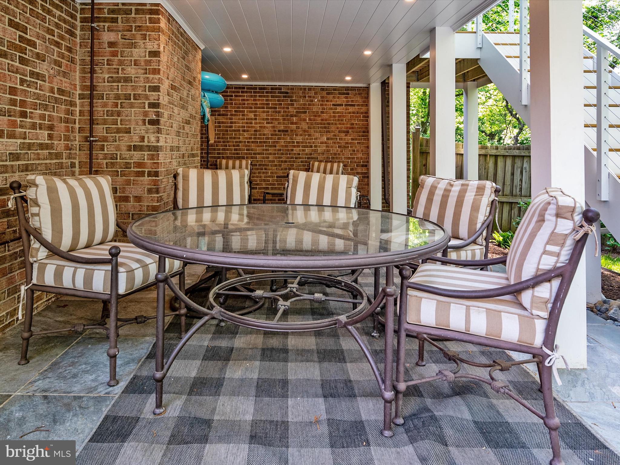 VILLAGE OF SEVERNA PARK - Residential Lease