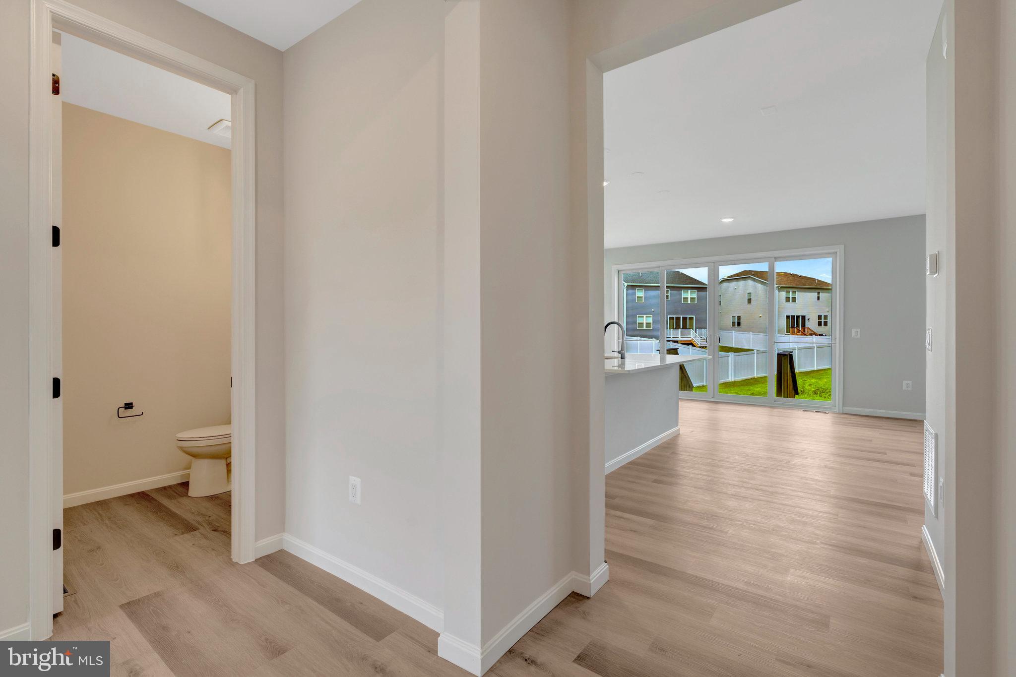 SEASONS AT MIDDLETOWN PLACE - Residential