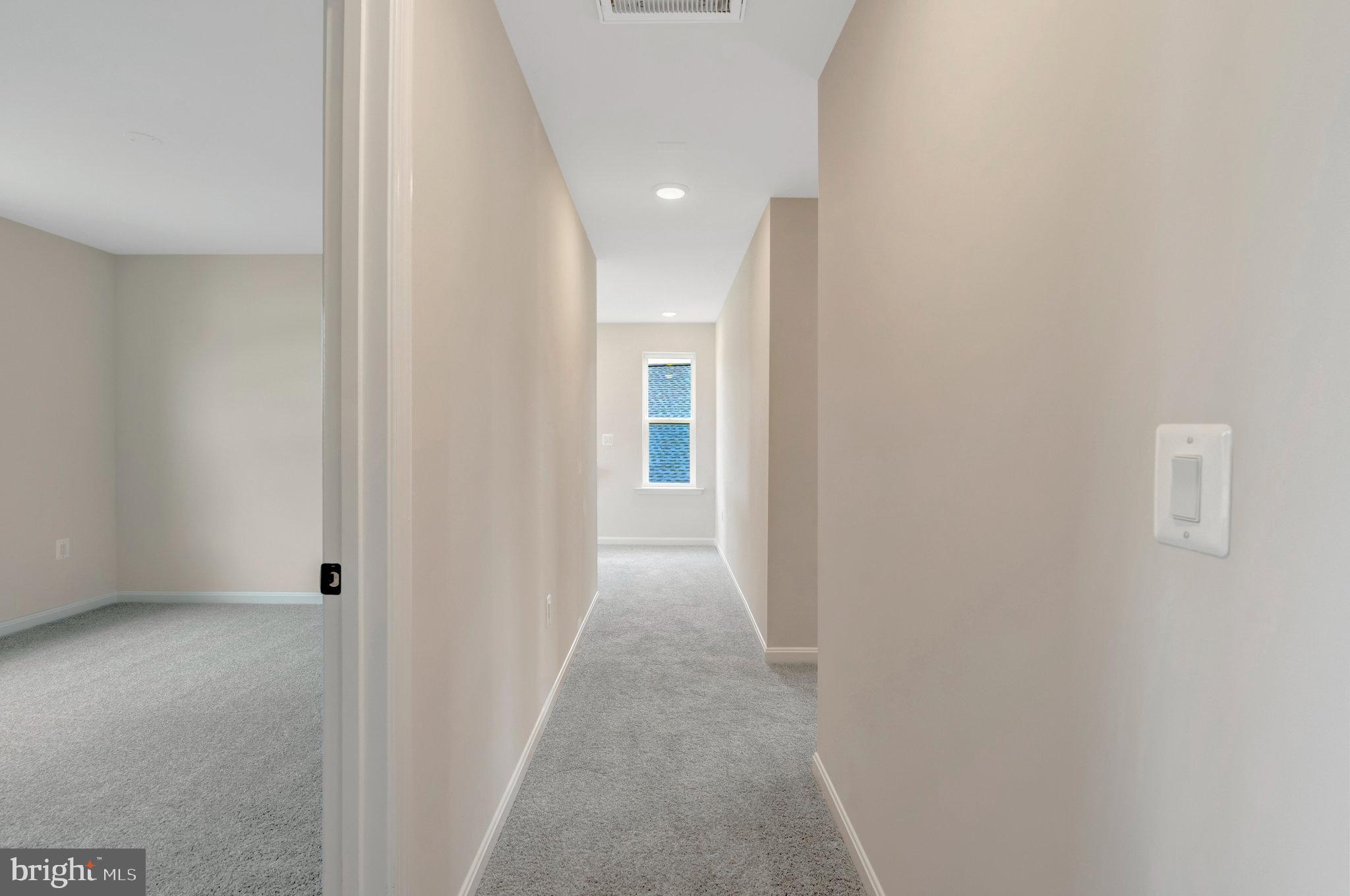 SEASONS AT MIDDLETOWN PLACE - Residential