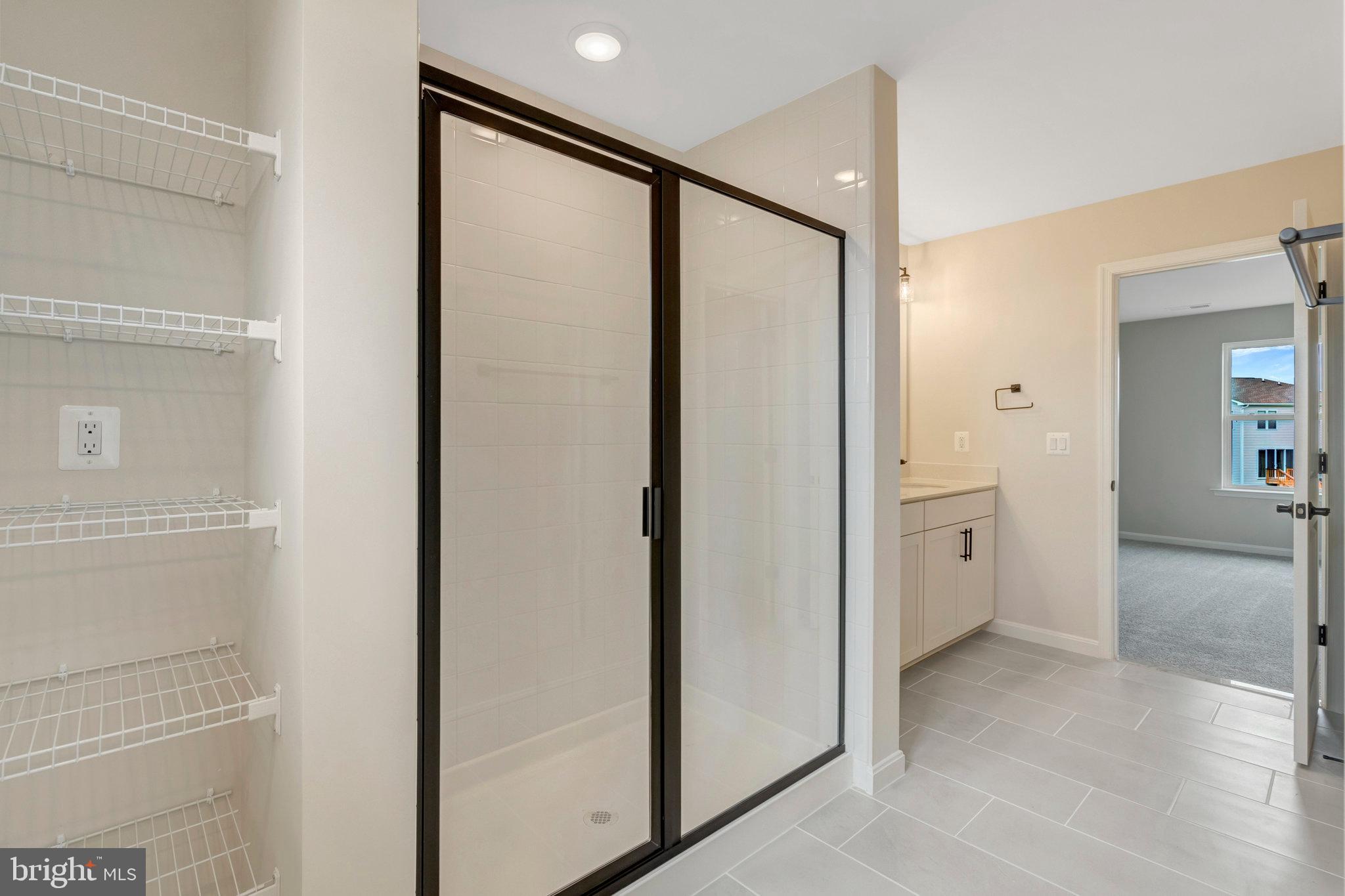 SEASONS AT MIDDLETOWN PLACE - Residential