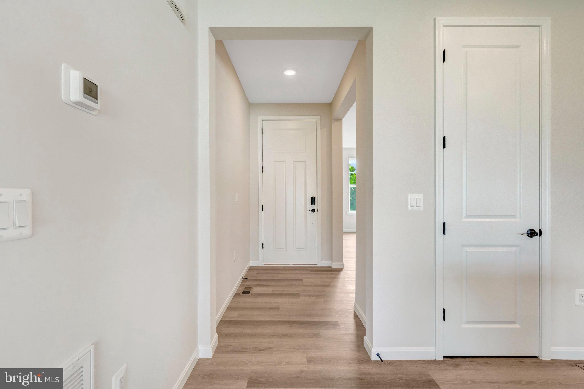 SEASONS AT MIDDLETOWN PLACE - Residential