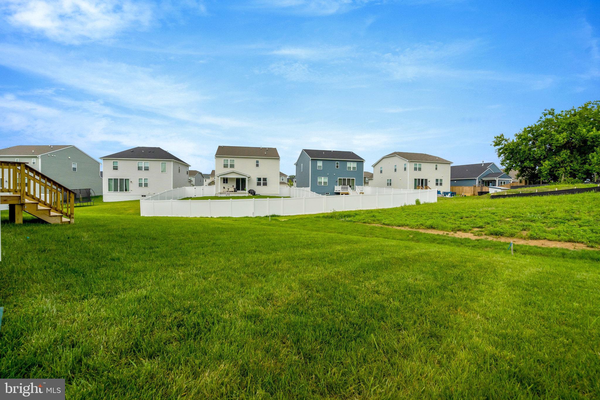 SEASONS AT MIDDLETOWN PLACE - Residential