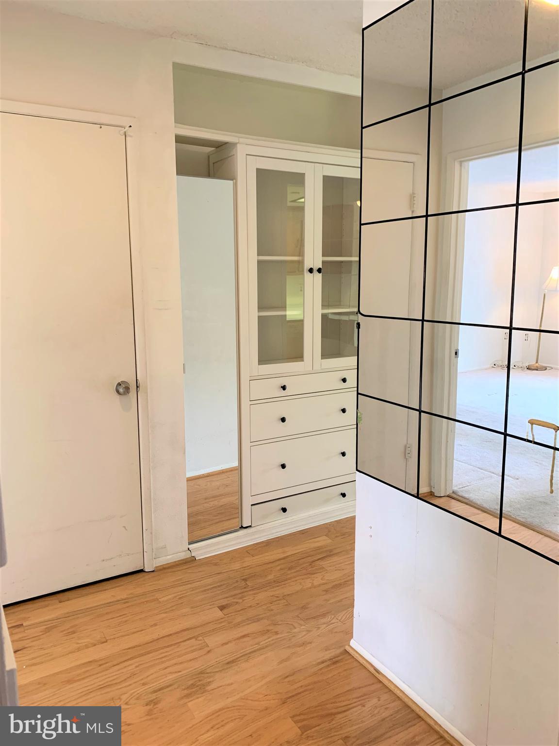 LEISURE WORLD - Residential