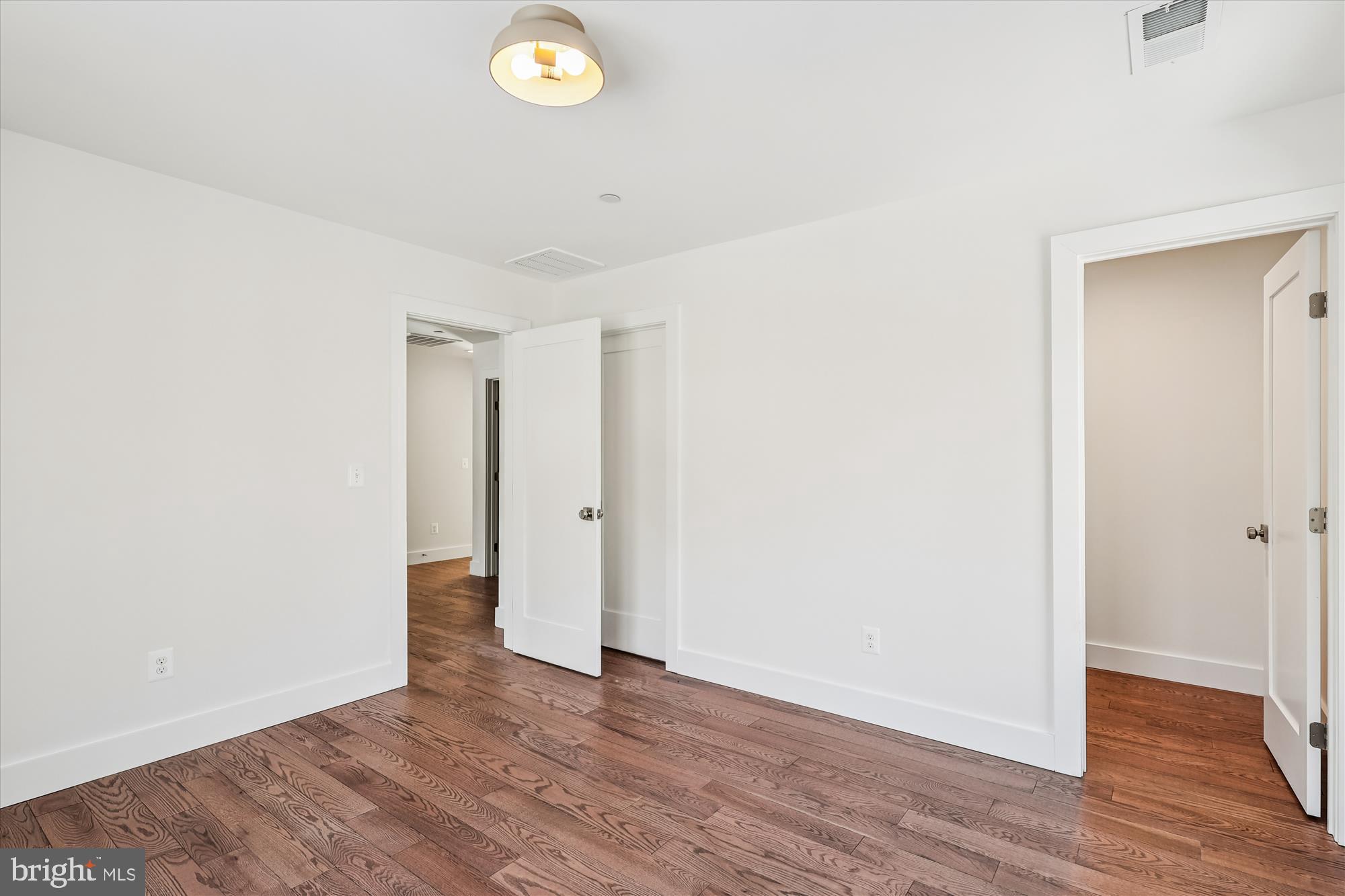 WATERBURY HEIGHTS - Residential