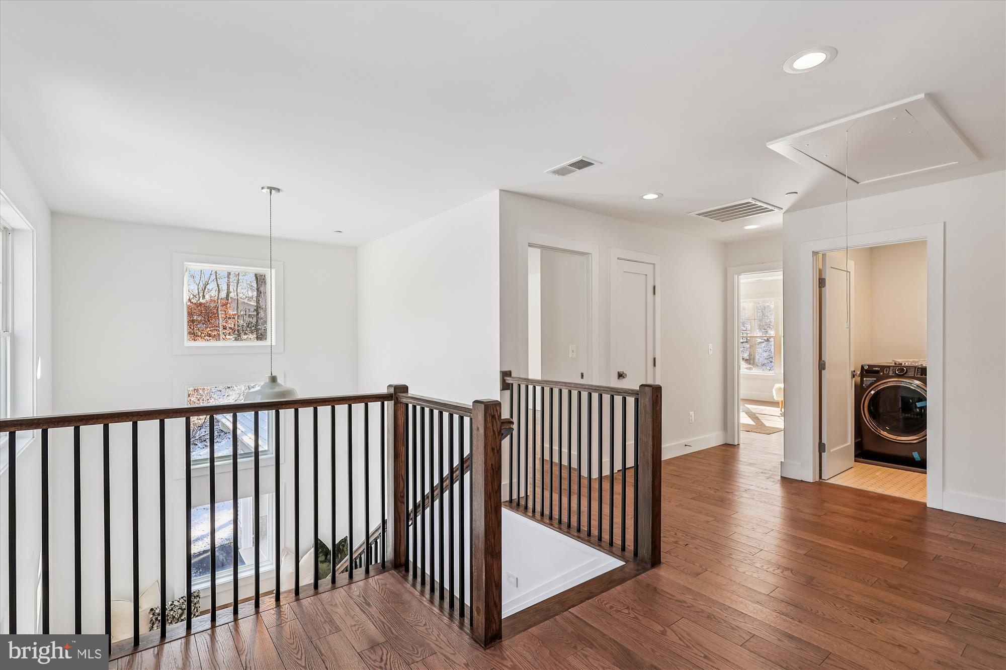 WATERBURY HEIGHTS - Residential