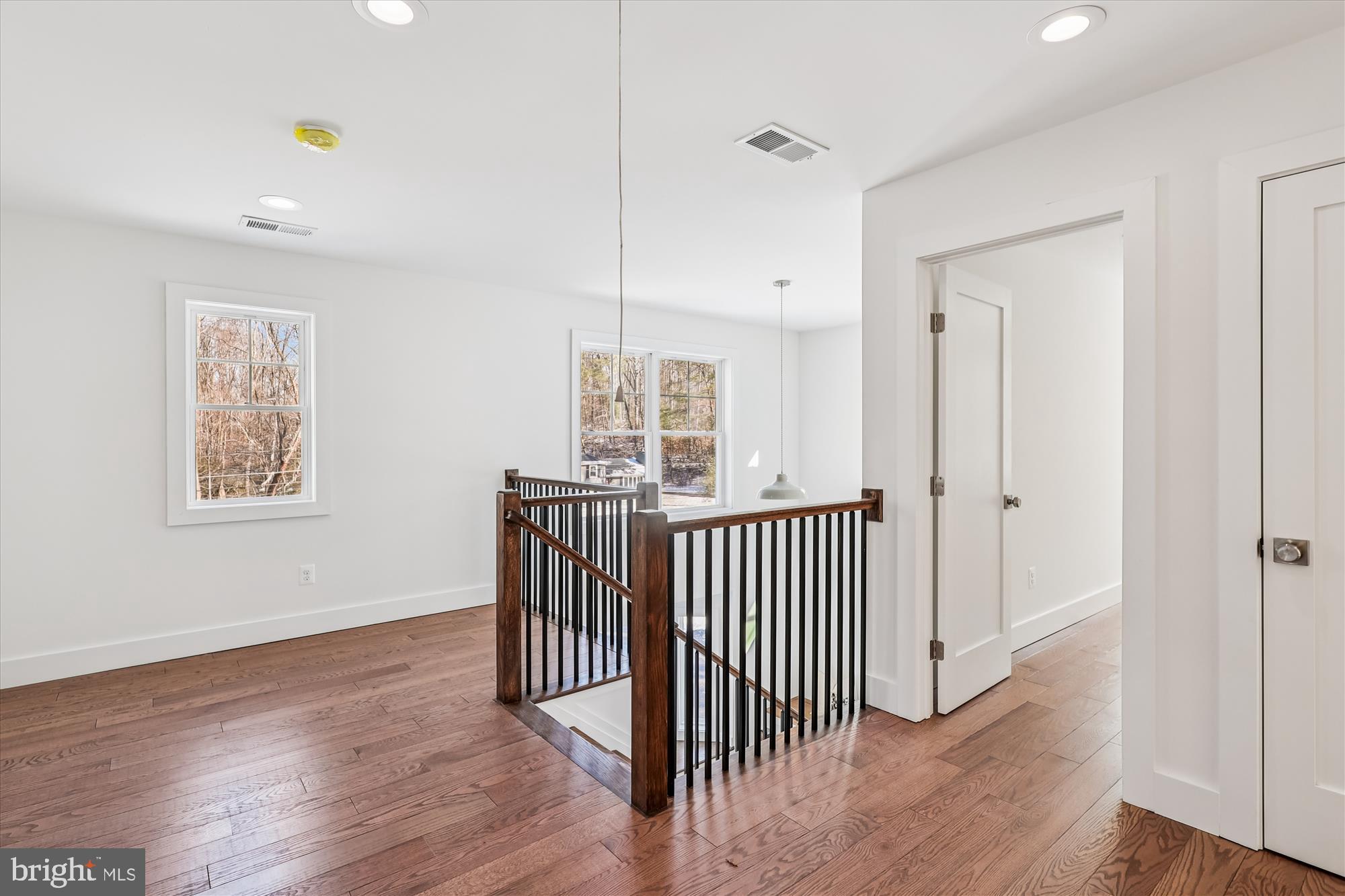 WATERBURY HEIGHTS - Residential