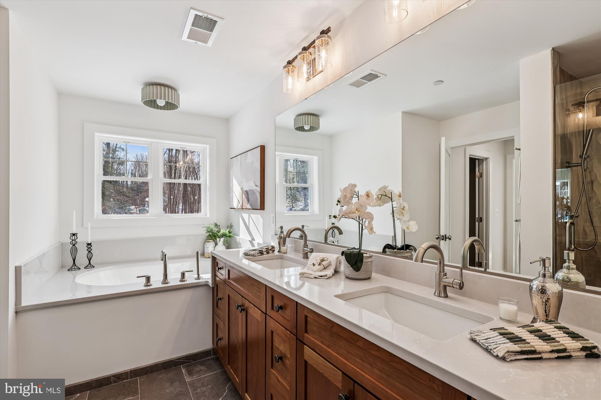 WATERBURY HEIGHTS - Residential