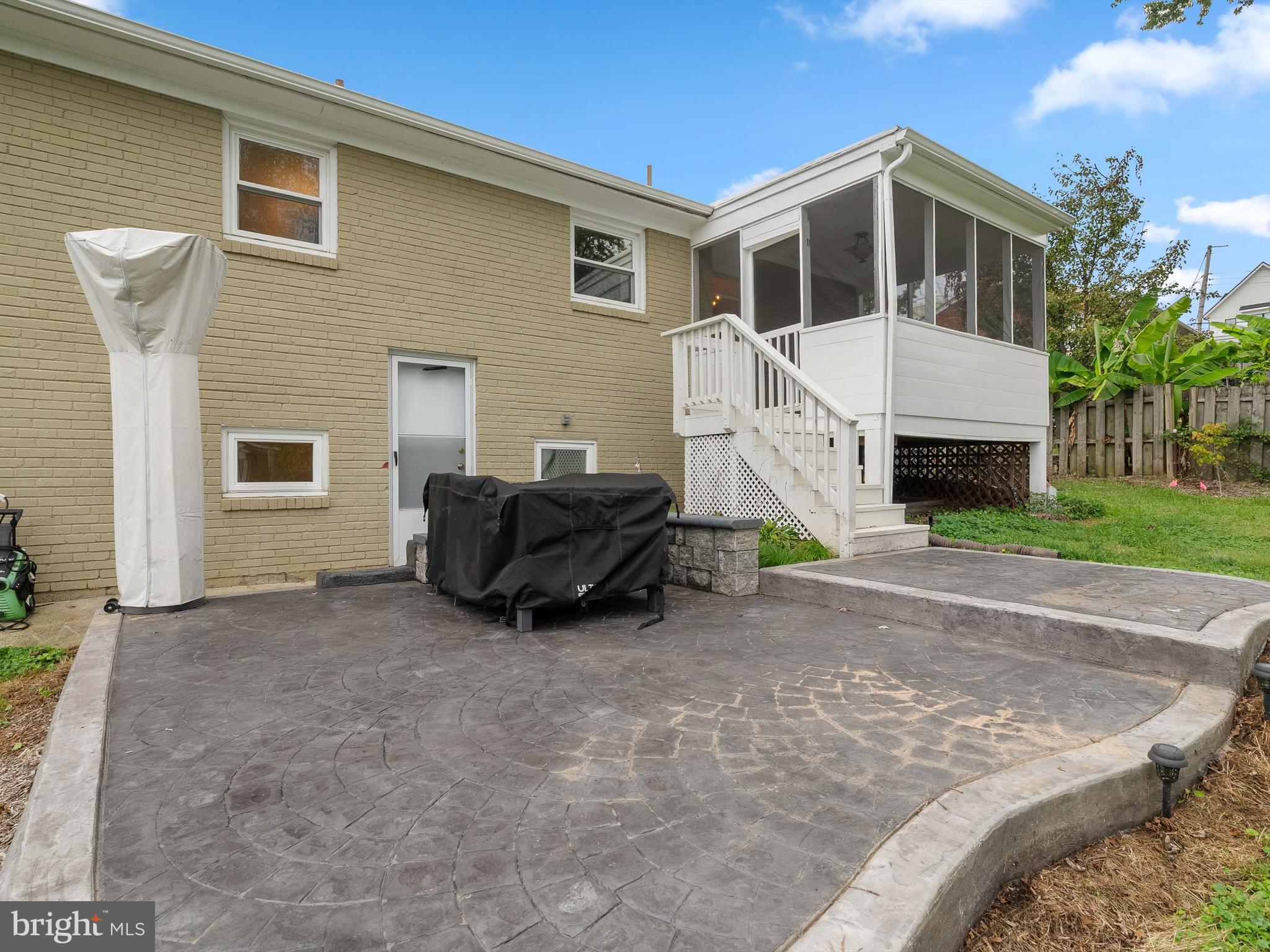 DOMINION HILLS - Residential Lease