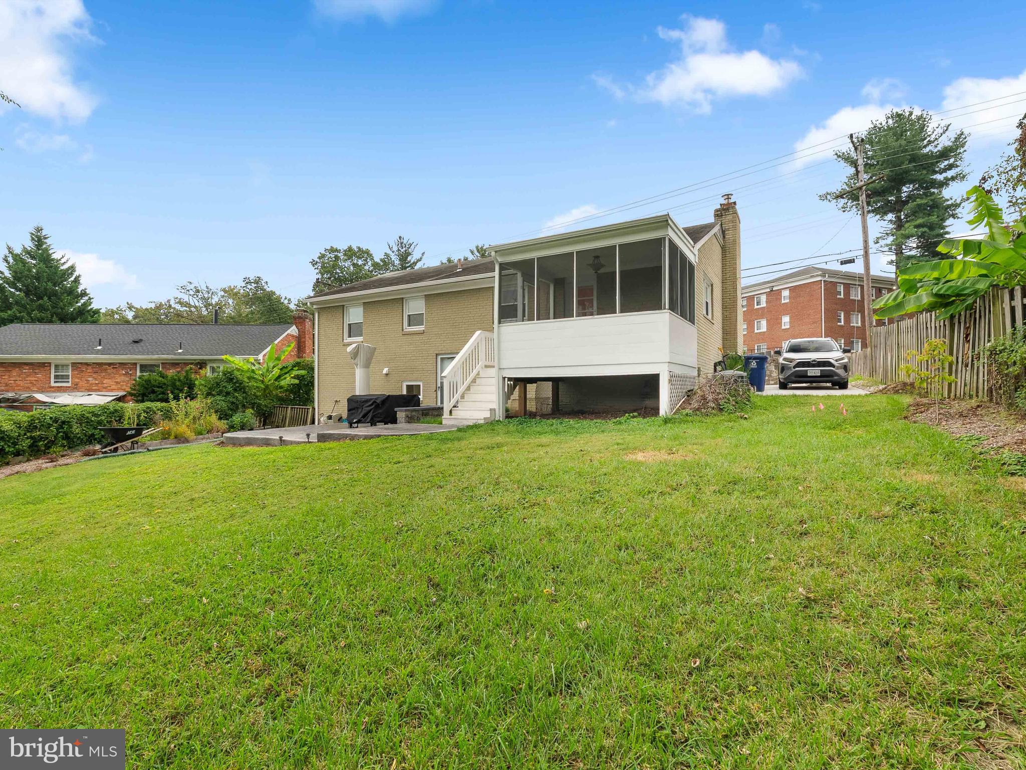 DOMINION HILLS - Residential Lease