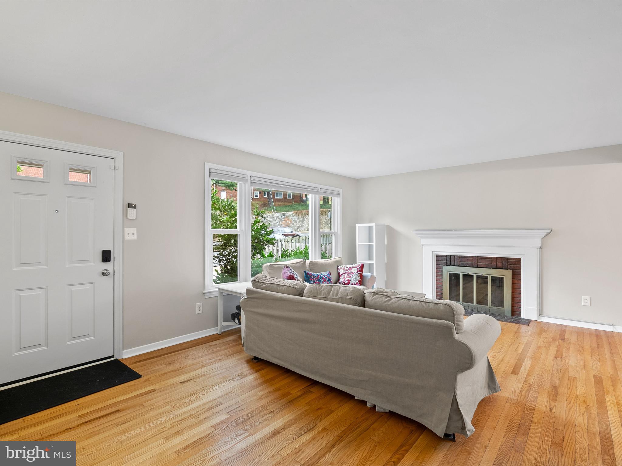 DOMINION HILLS - Residential Lease