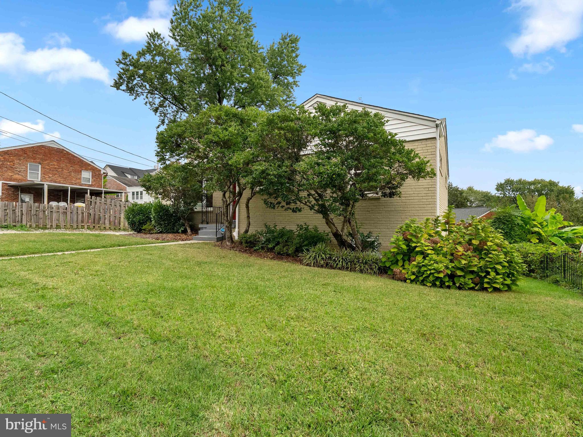 DOMINION HILLS - Residential Lease