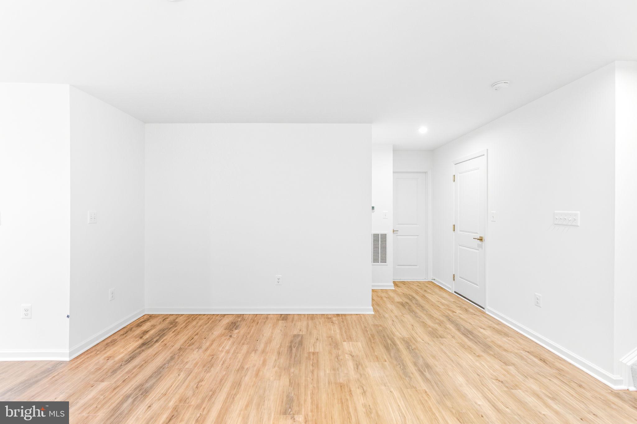 STONY RUN - Residential