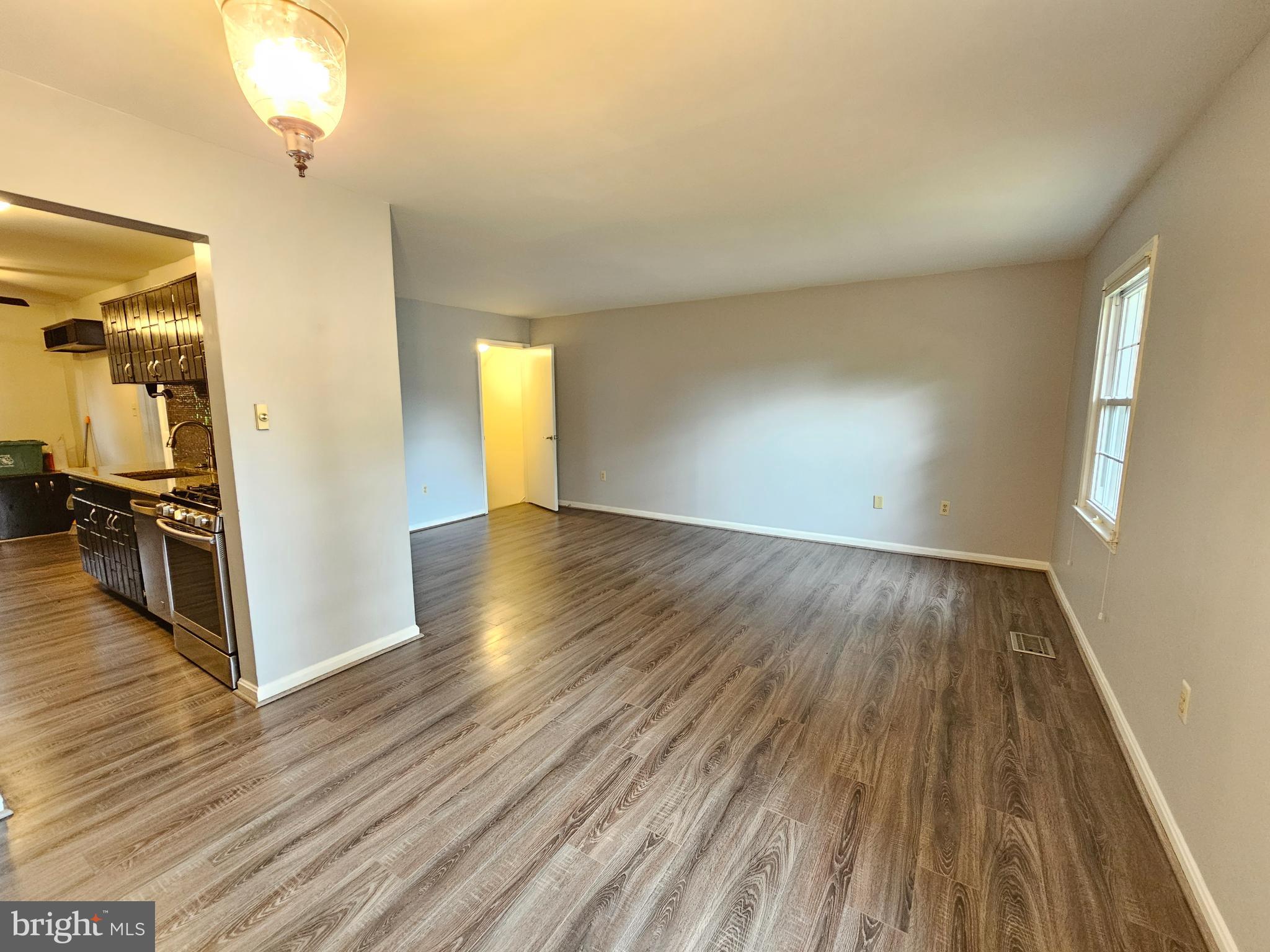 DIAMOND FARMS - Residential Lease