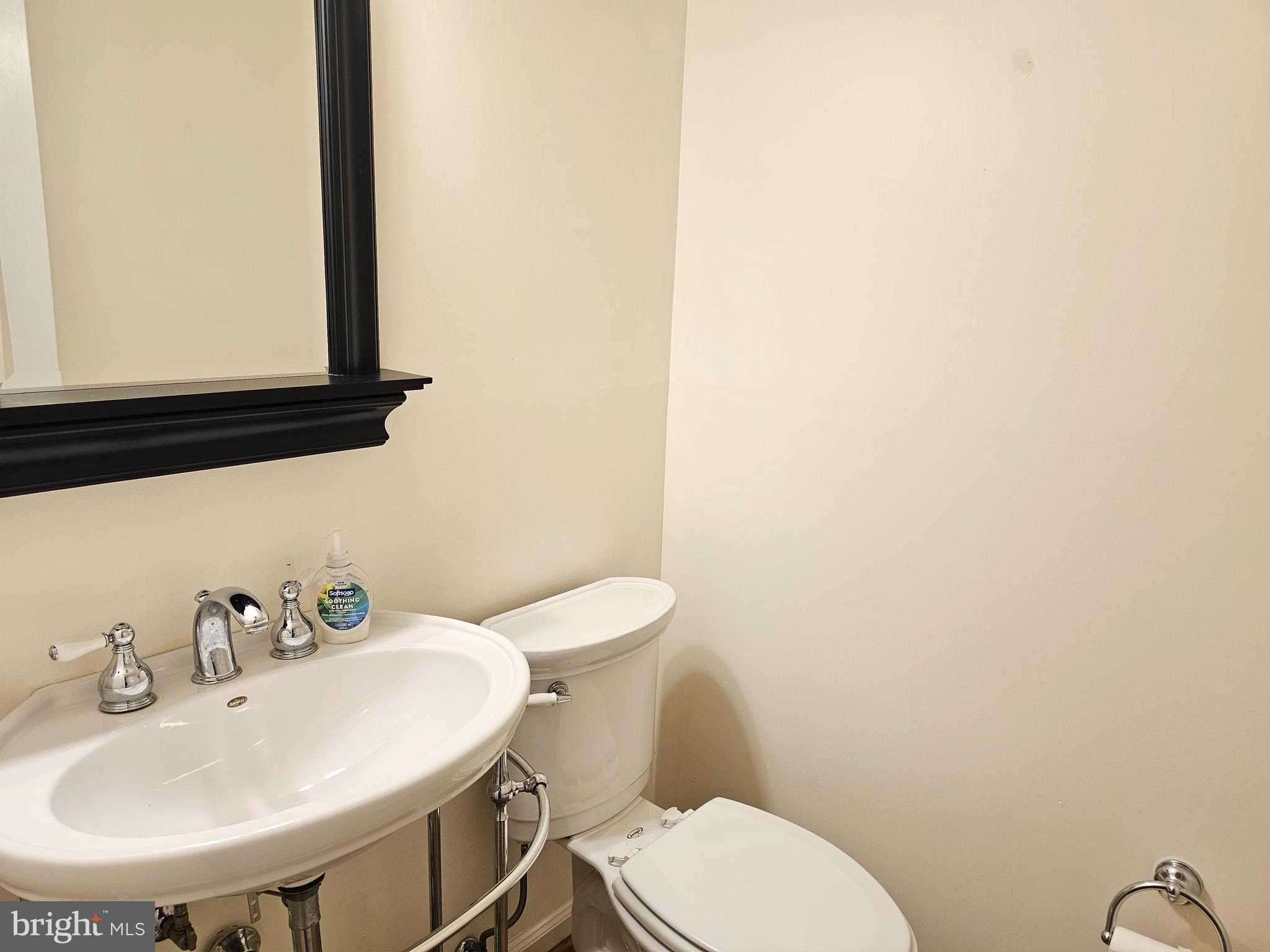 DIAMOND FARMS - Residential Lease