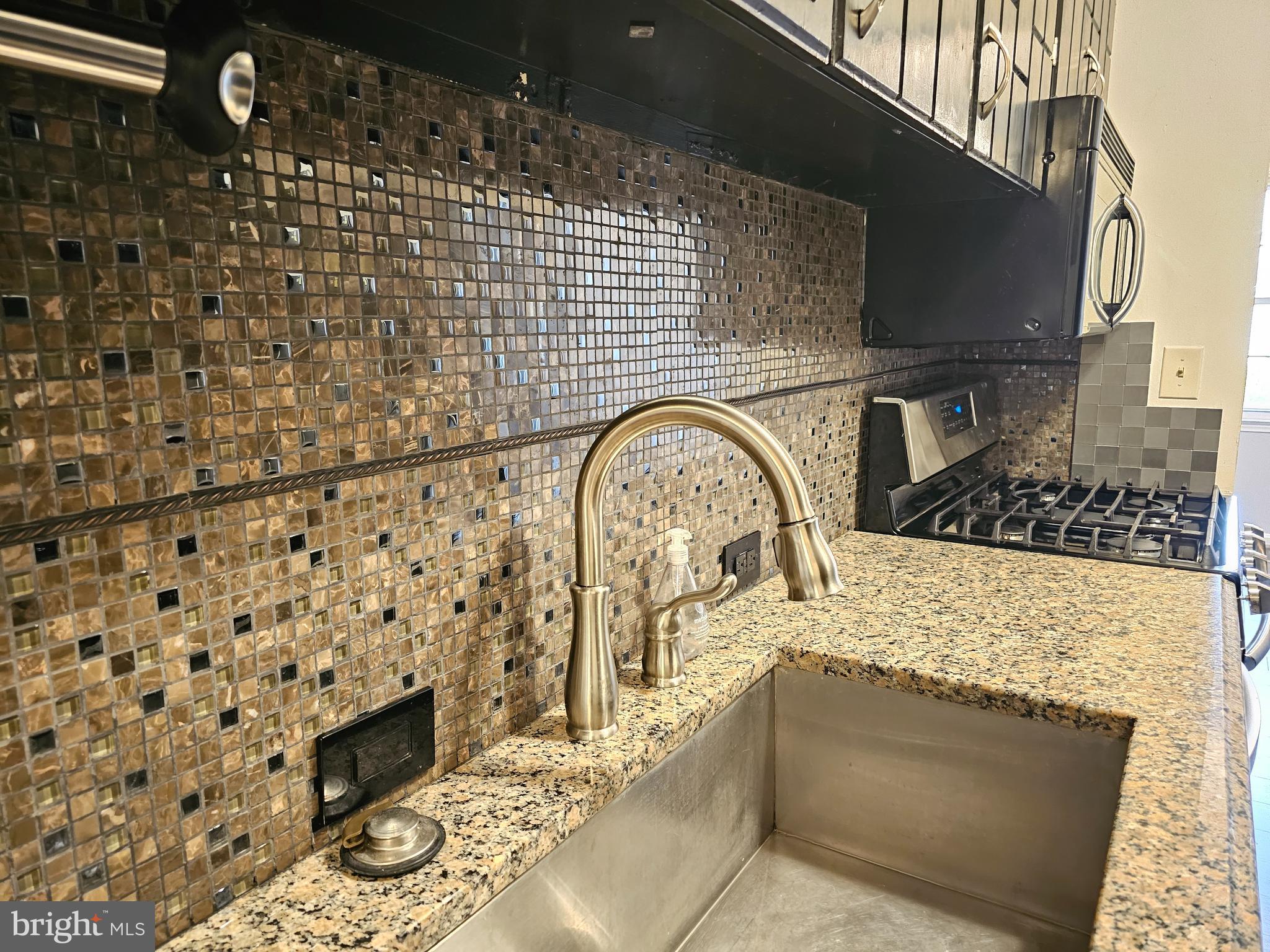 DIAMOND FARMS - Residential Lease