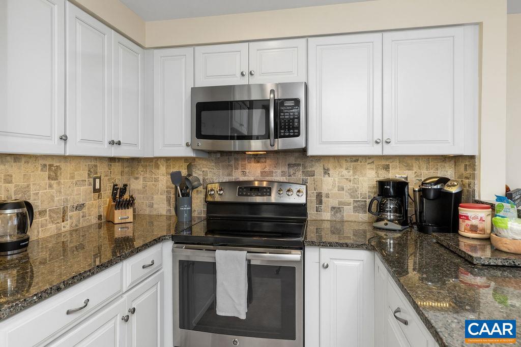 WINTERGREEN RESORT - Residential