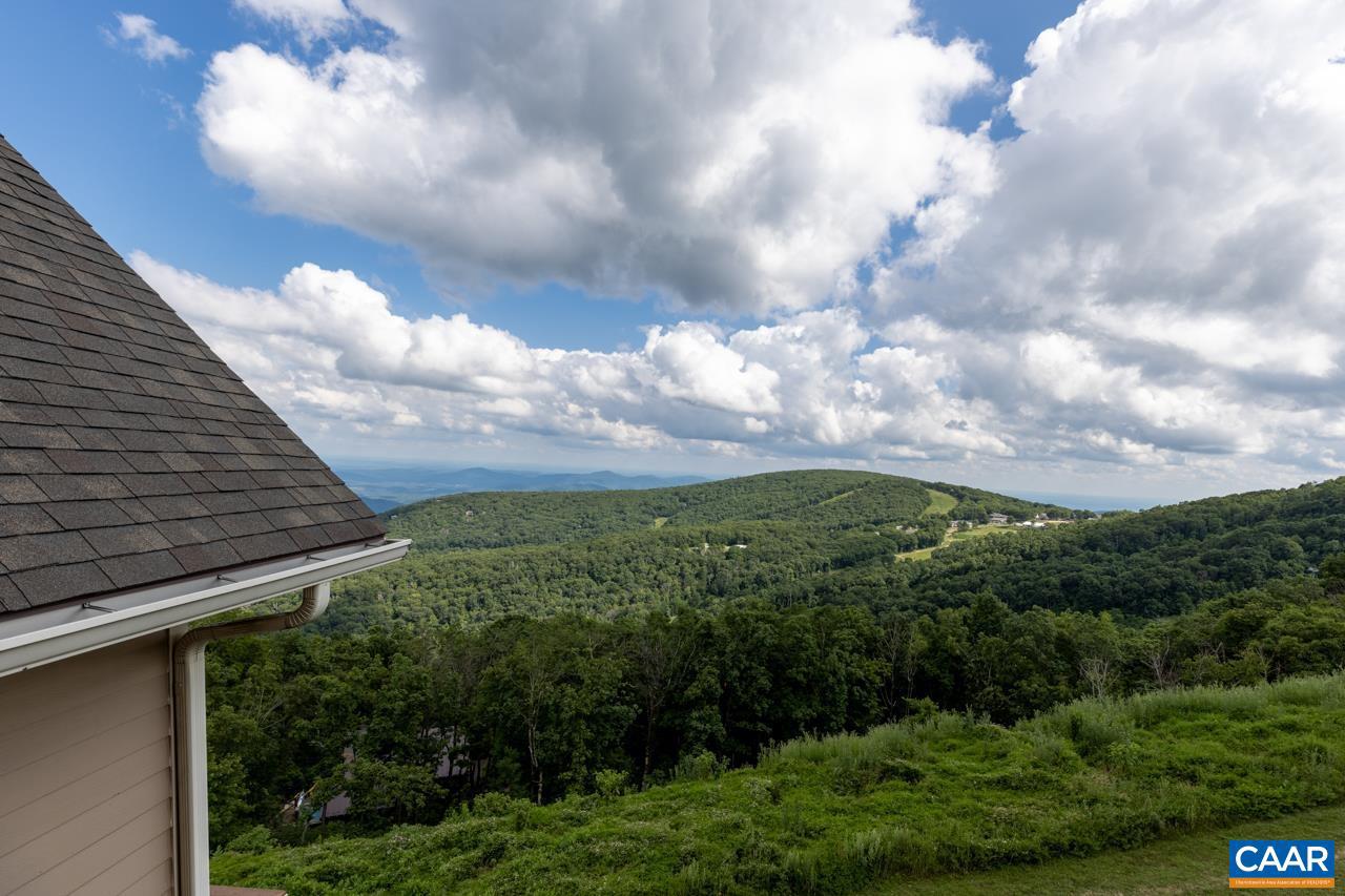 WINTERGREEN RESORT - Residential