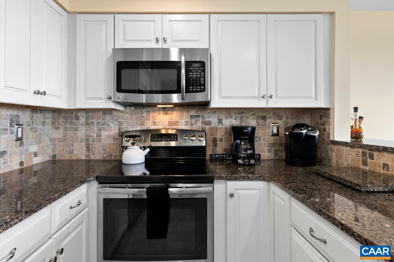 WINTERGREEN RESORT - Residential