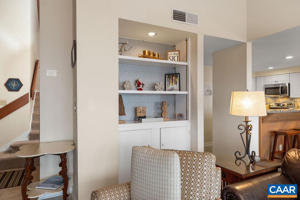 WINTERGREEN RESORT - Residential