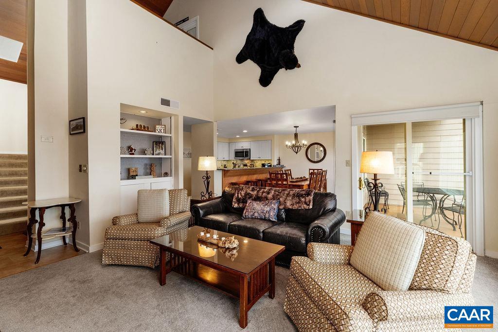 WINTERGREEN RESORT - Residential