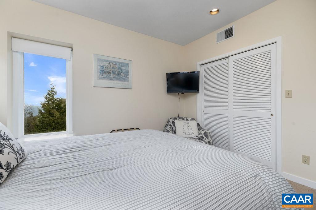 WINTERGREEN RESORT - Residential