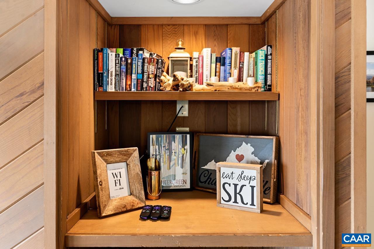 WINTERGREEN RESORT - Residential