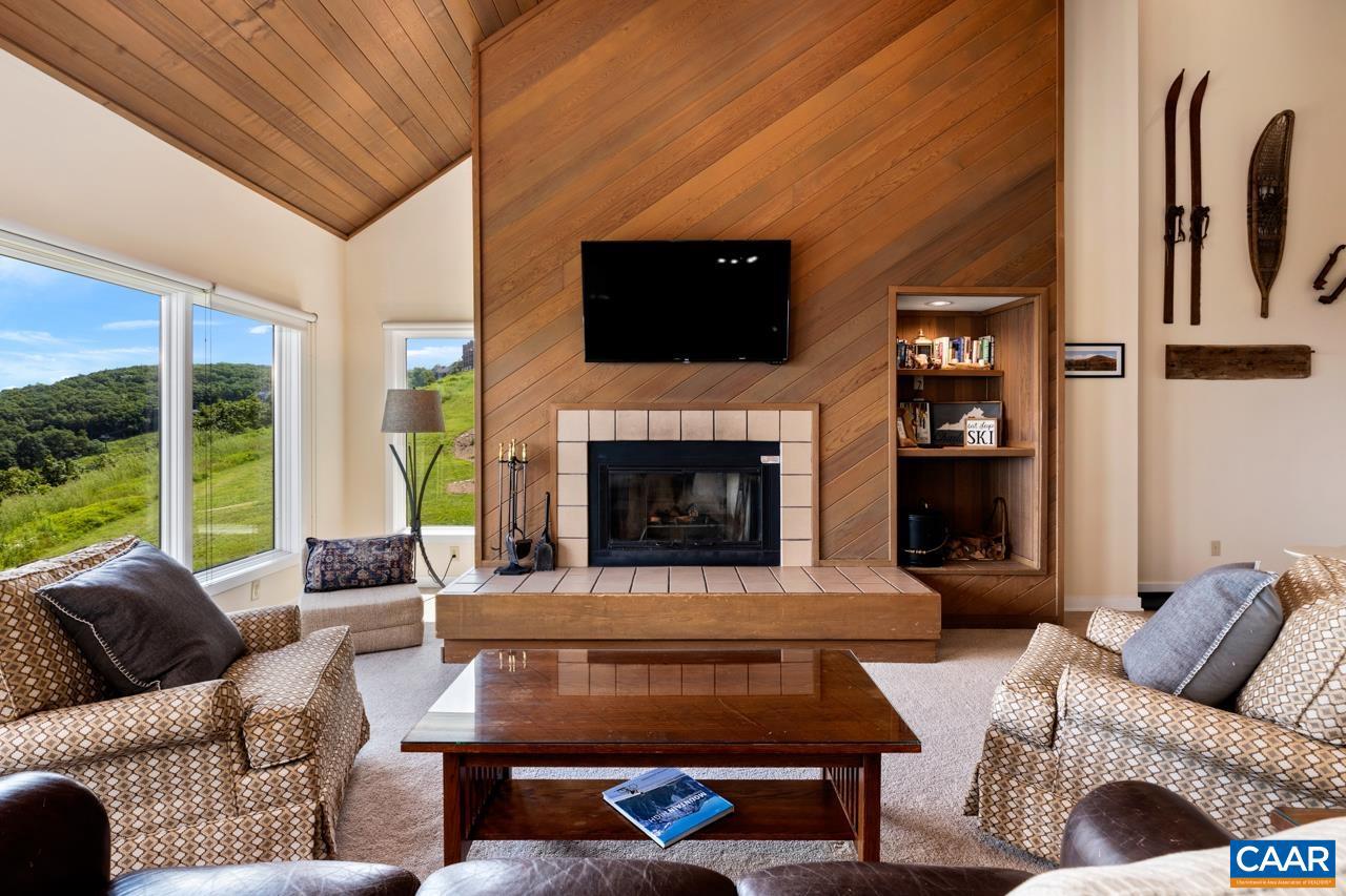 WINTERGREEN RESORT - Residential